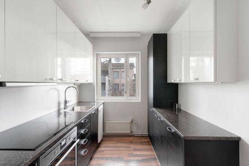 Punatulkuntie 1, Lintuvaara, Espoo