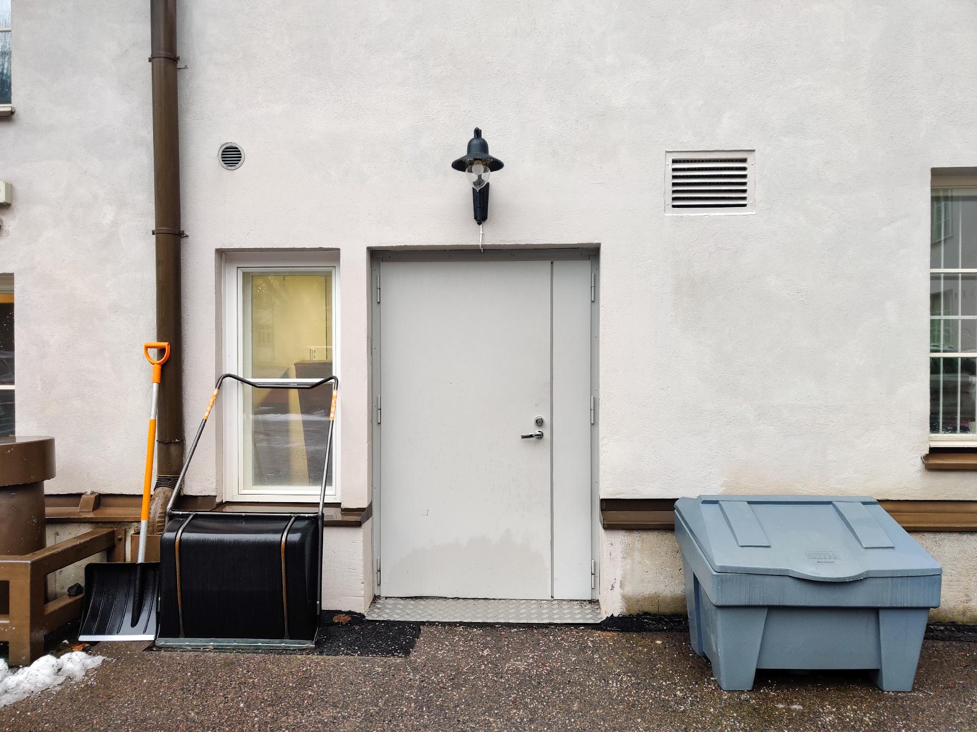 Sisäpihan sisäänkäynti