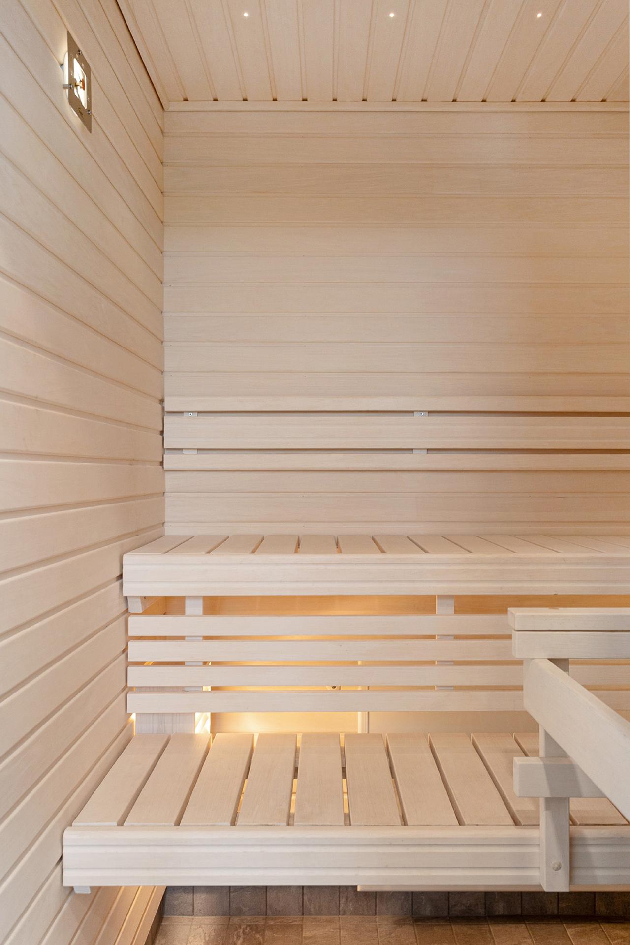 Torikatu 5, Keskusta, Kouvola