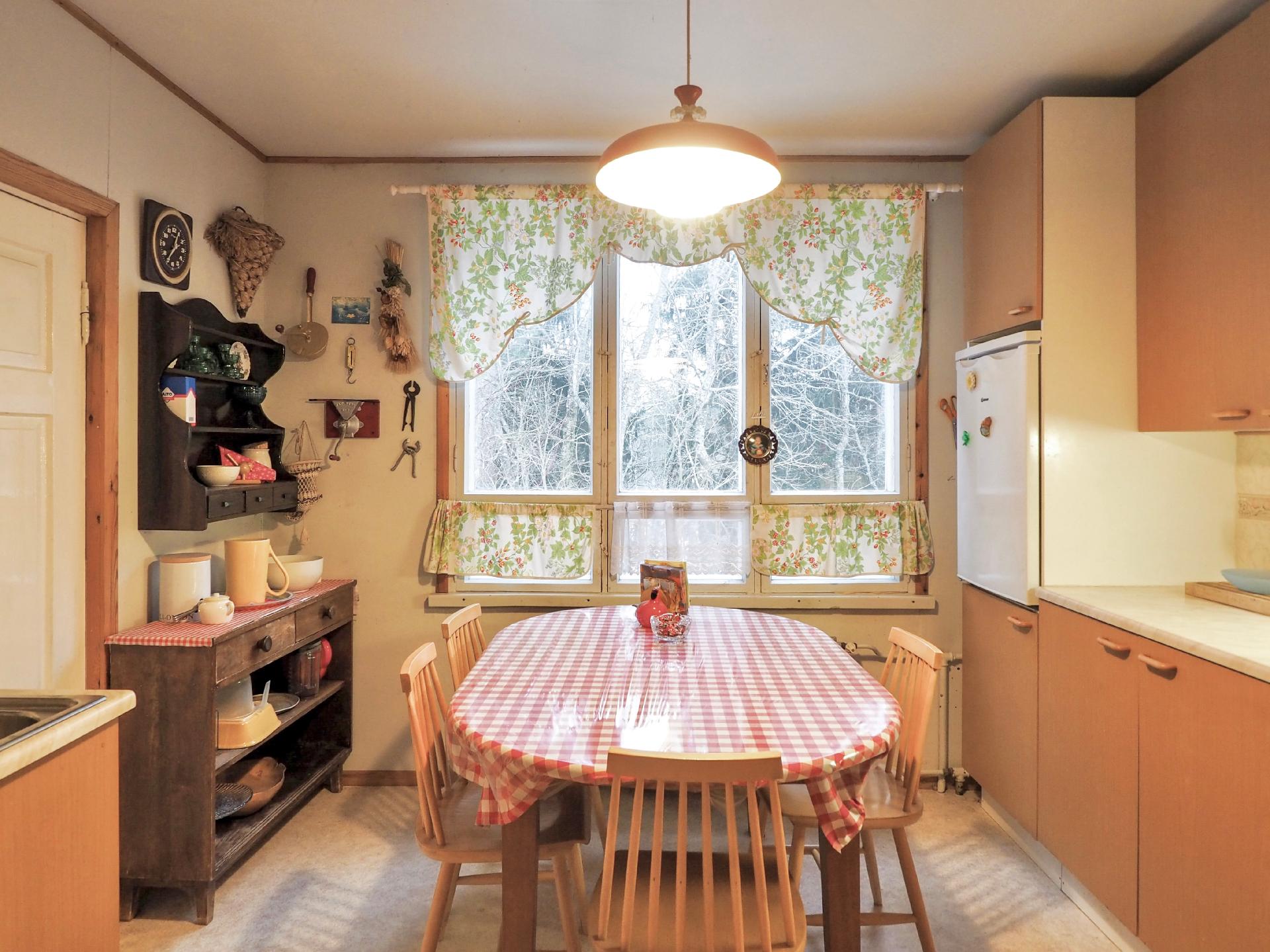 Hausjärventie 1615, Turkhauta, Hausjärvi