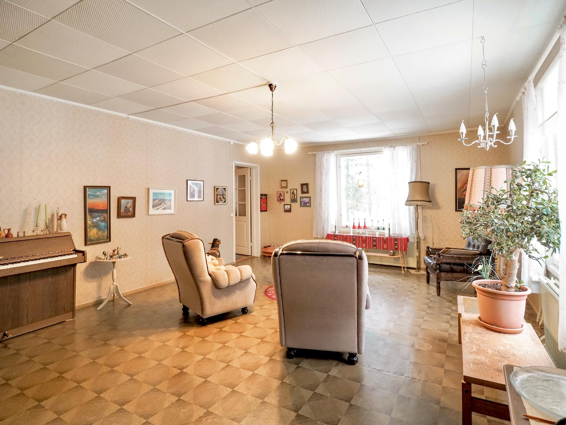 Hausjärventie 1615, Turkhauta, Hausjärvi