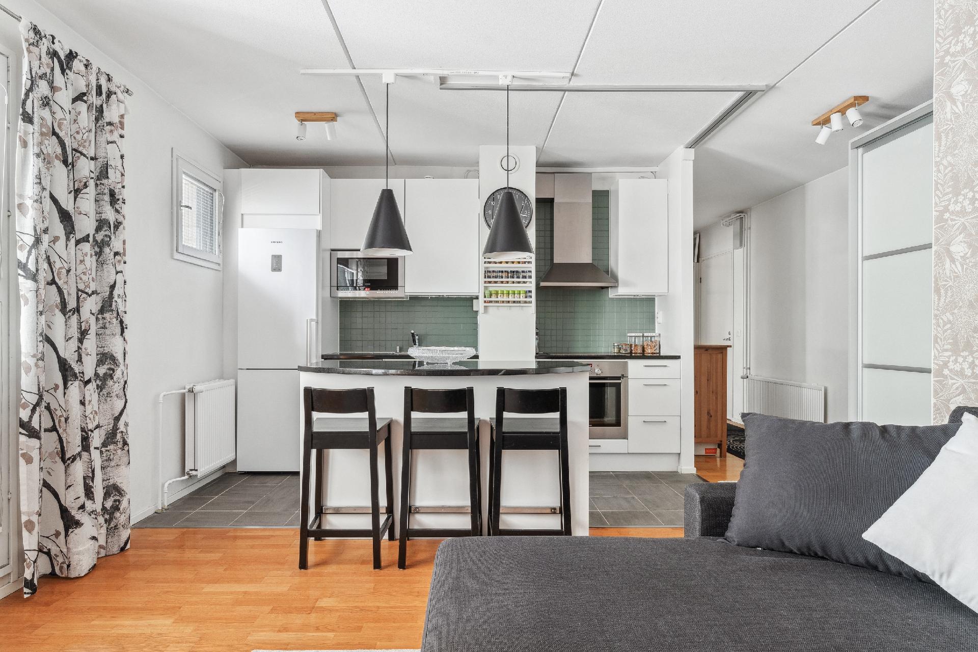 Laurinniityntie 16, Lassila, Helsinki