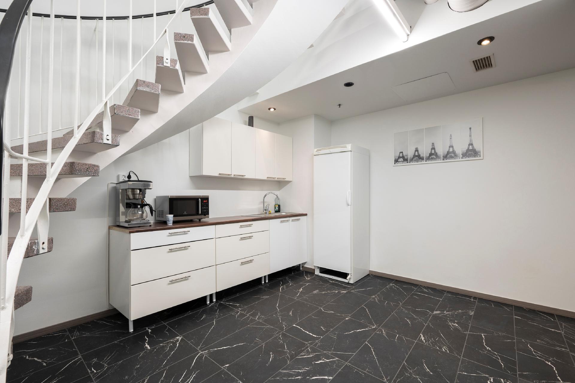 Hiomotie 10, Pitäjänmäki, Helsinki