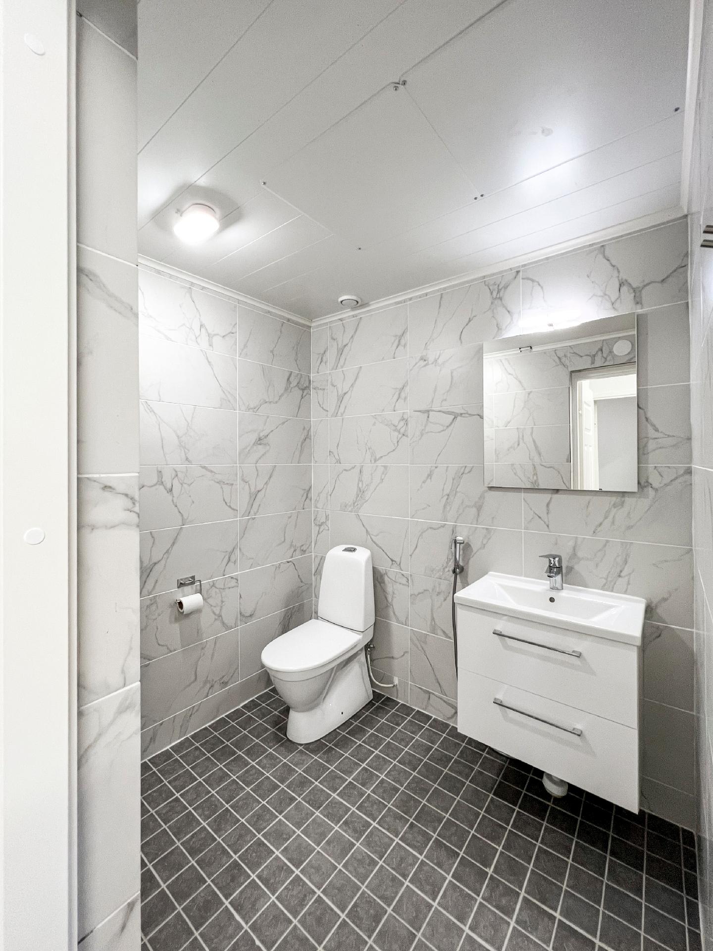 Hiomotie 10, Pitäjänmäki, Helsinki