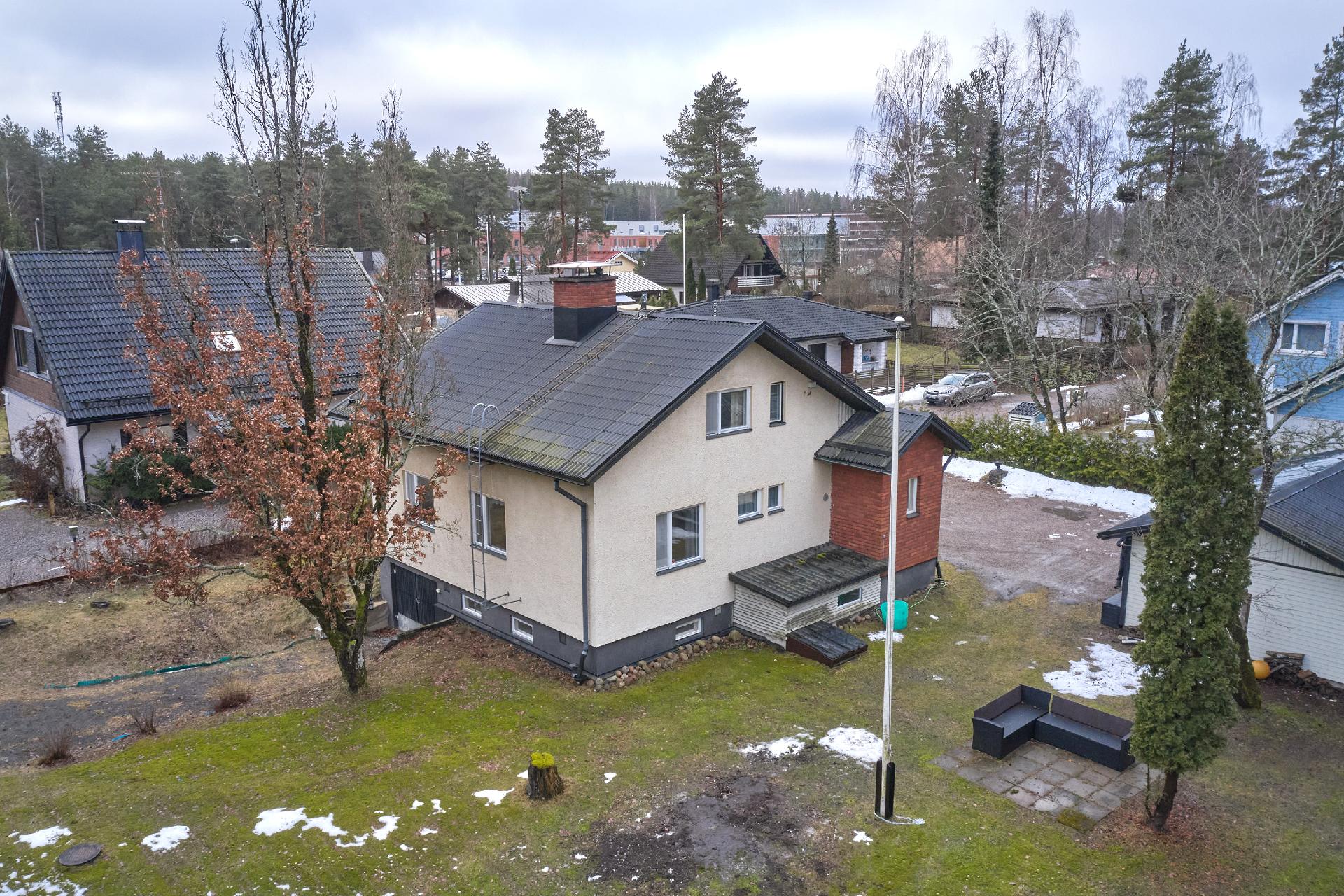 Tohtorinkuja 8, Tynninharju, Lohja