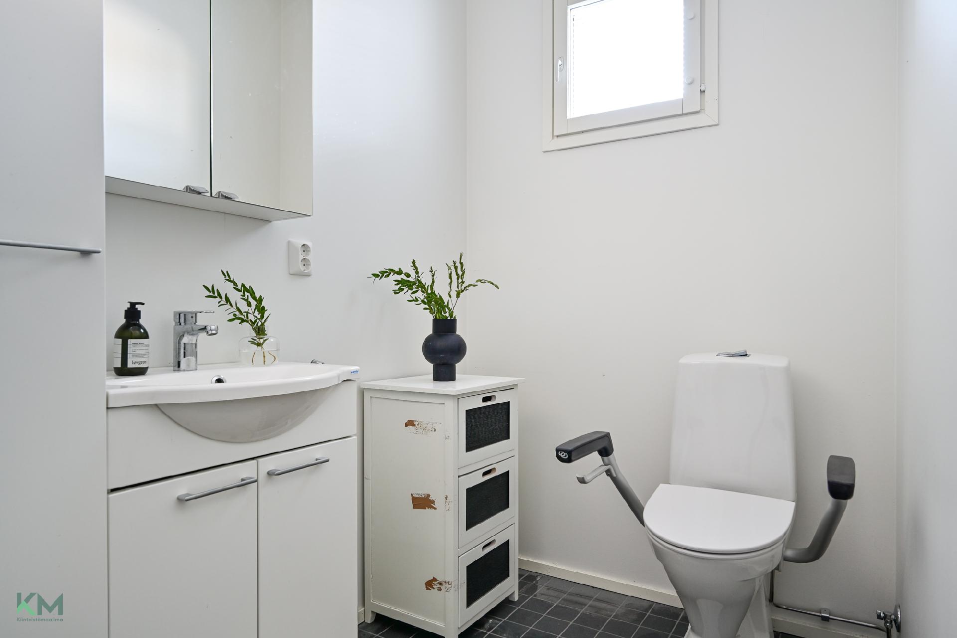 Veneenveistäjänranta 21, Veneenveistäjänranta, Oulu