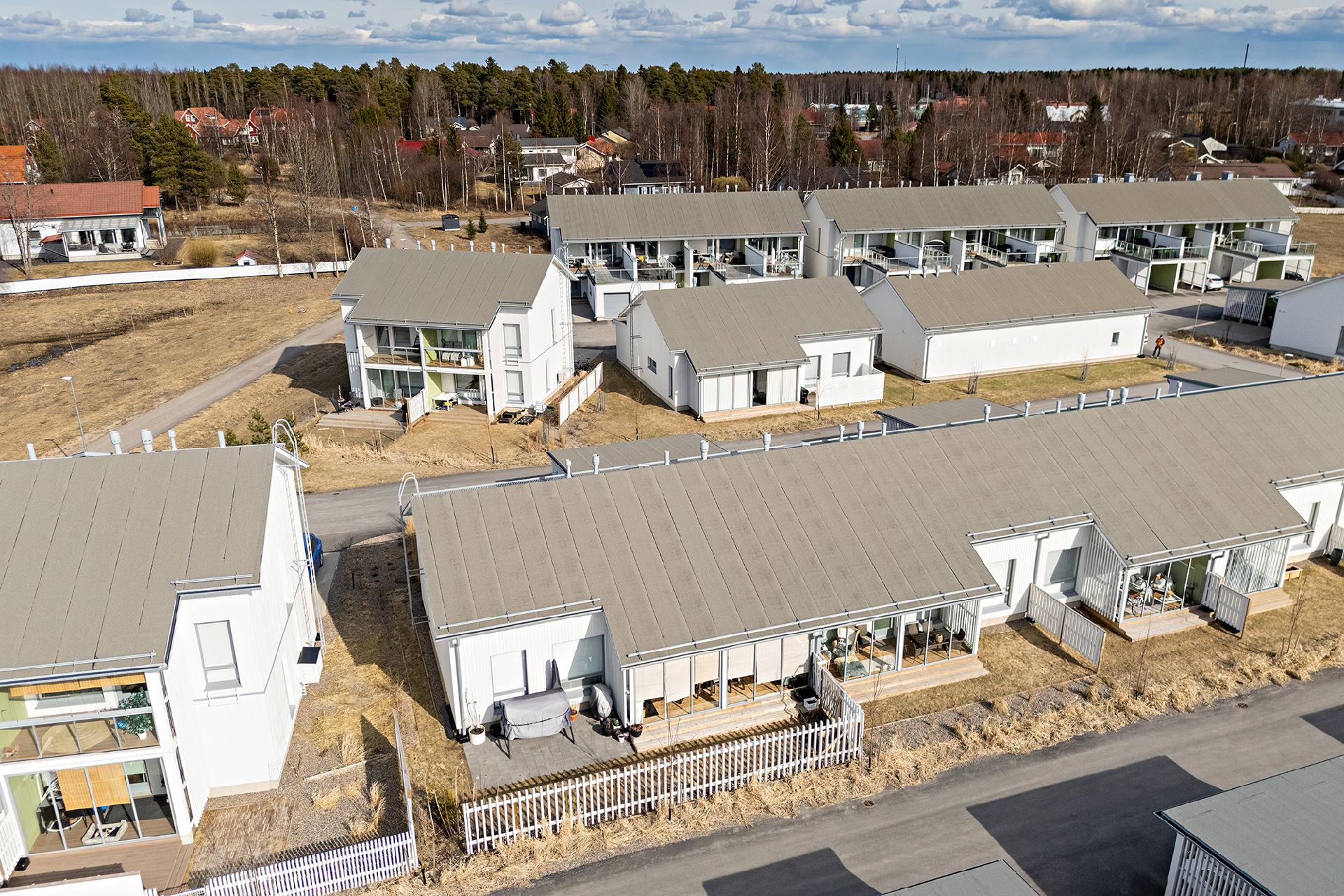 Veneenveistäjänranta 21, Veneenveistäjänranta, Oulu