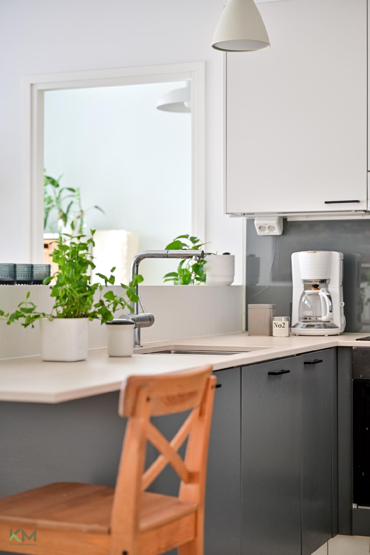 Veneenveistäjänranta 21, Veneenveistäjänranta, Oulu