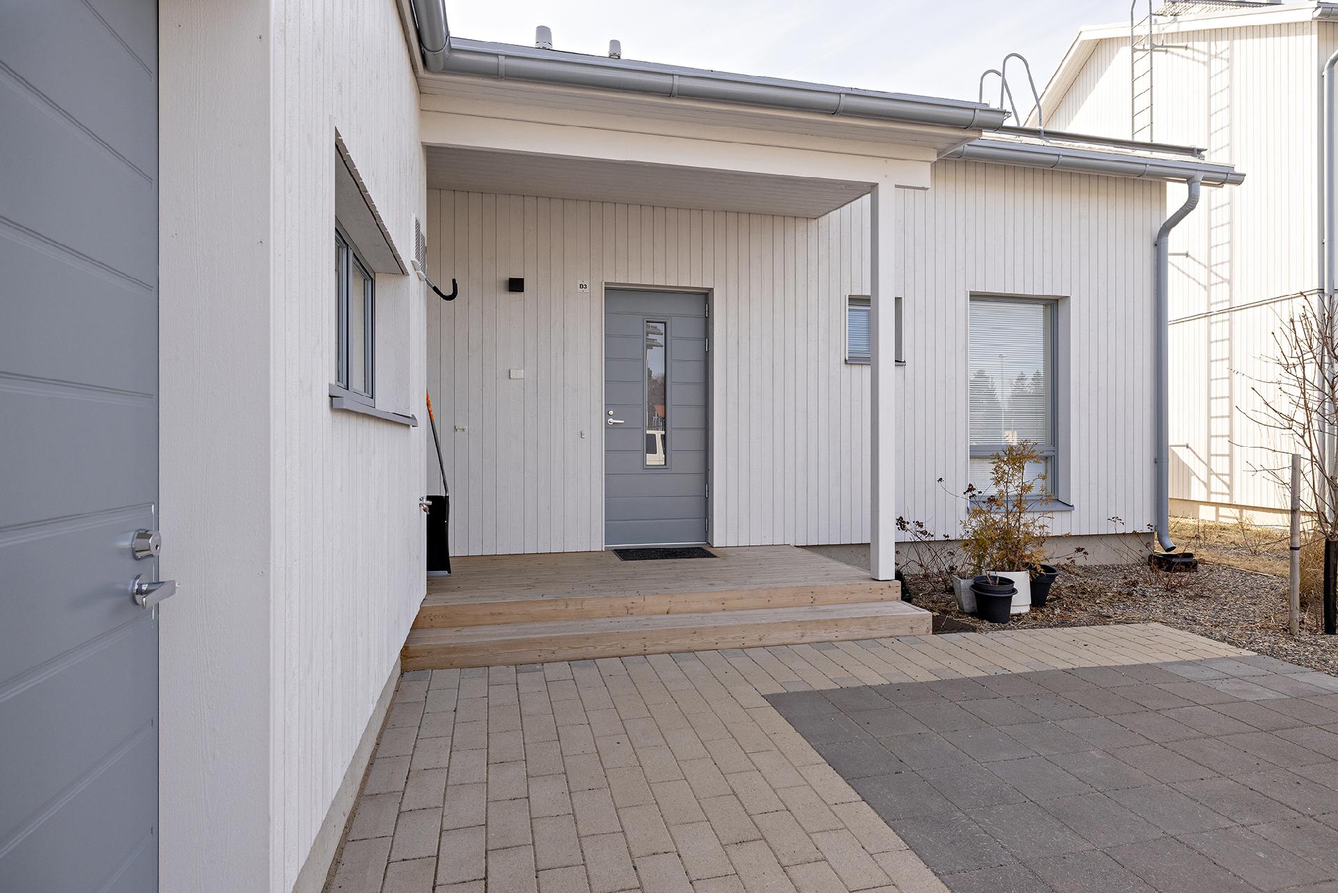 Veneenveistäjänranta 21, Veneenveistäjänranta, Oulu