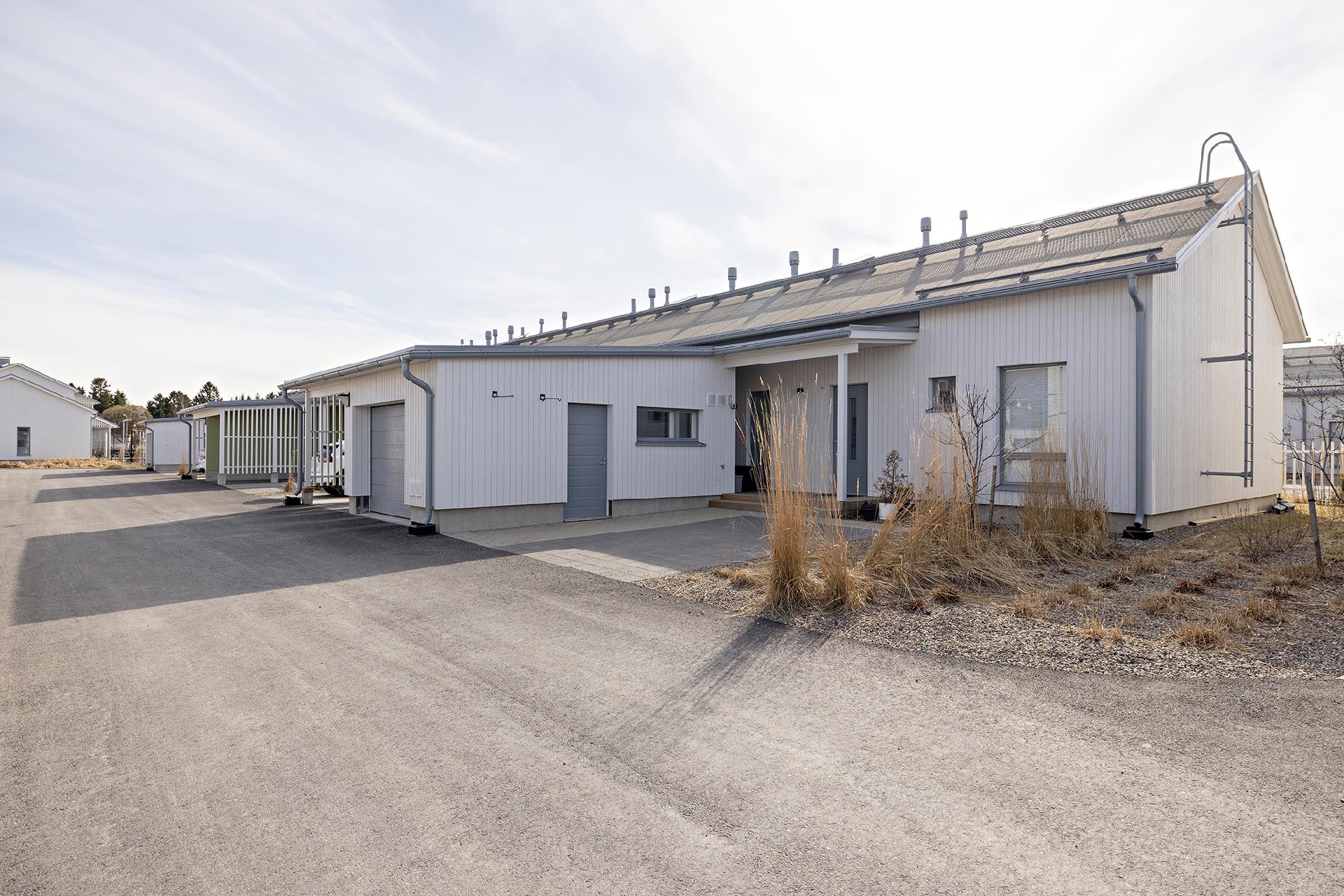 Veneenveistäjänranta 21, Veneenveistäjänranta, Oulu