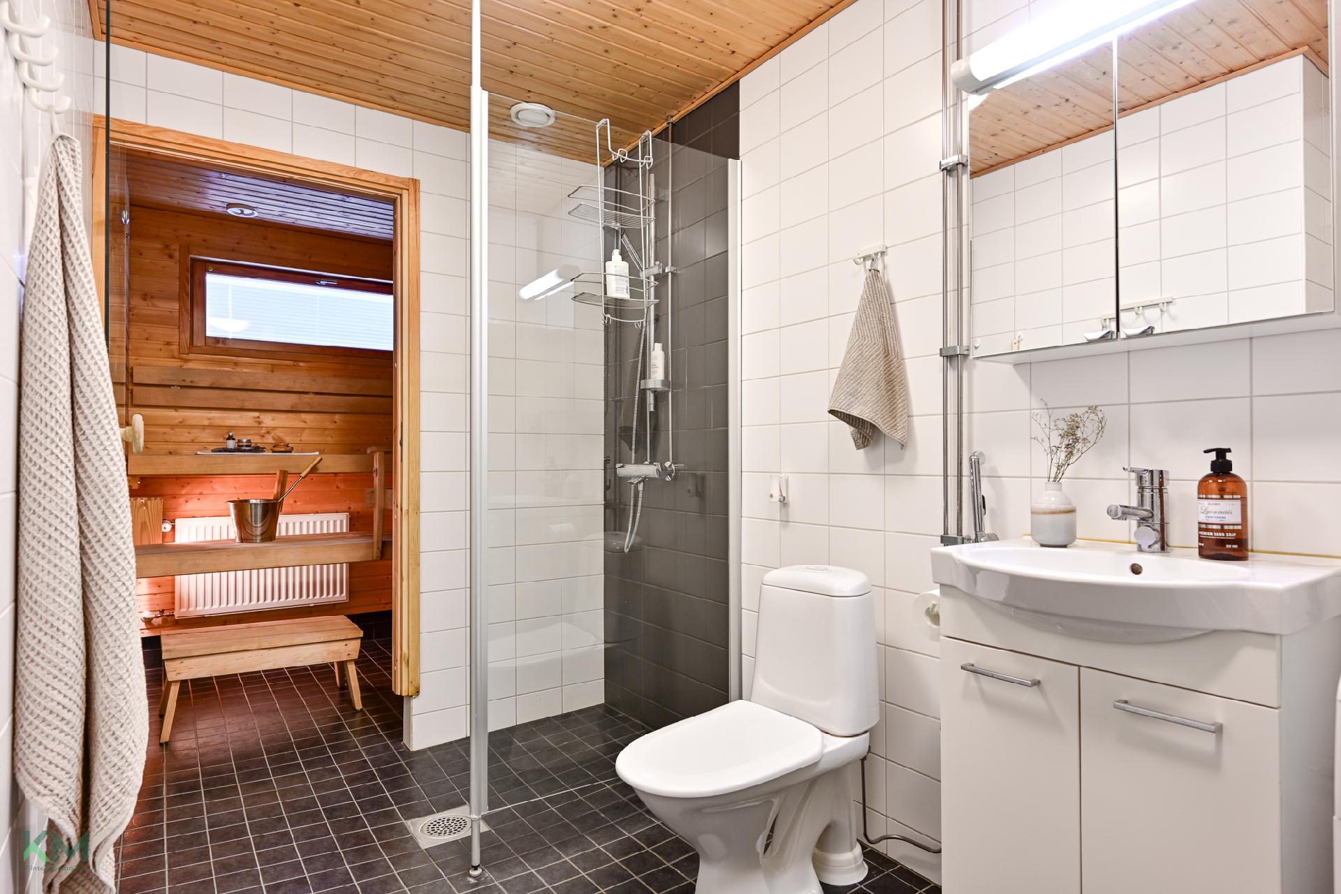 Mallastie 12, Toppilansalmi, Oulu