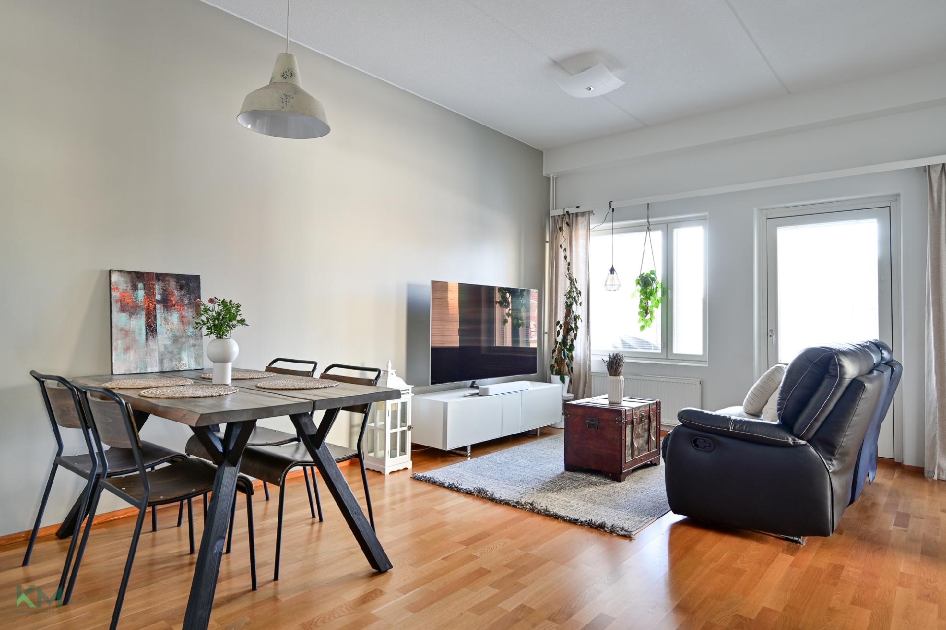 Mallastie 12, Toppilansalmi, Oulu
