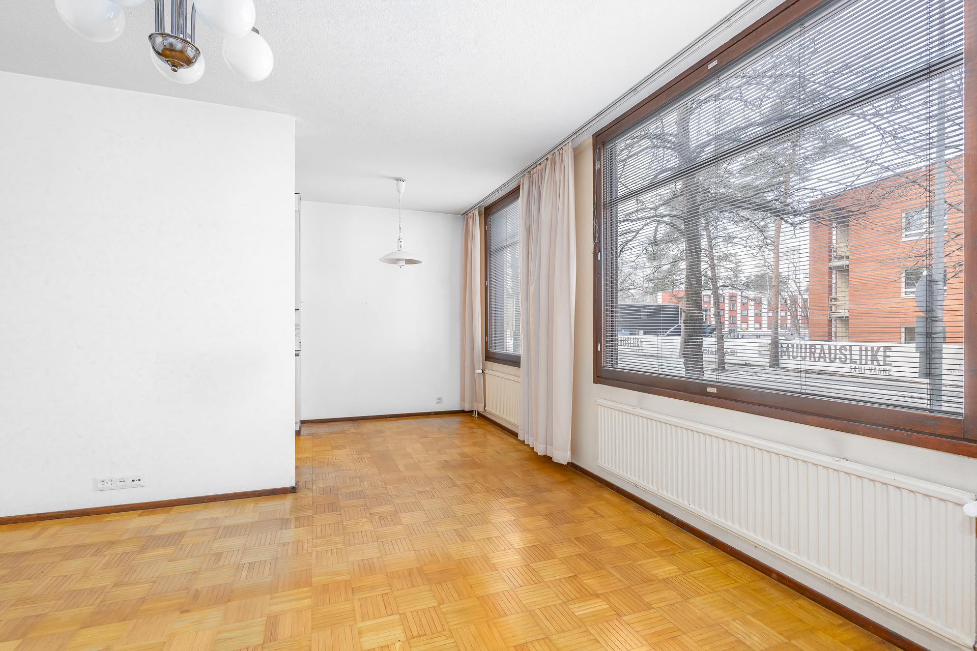 olohuone ja ruokailutila