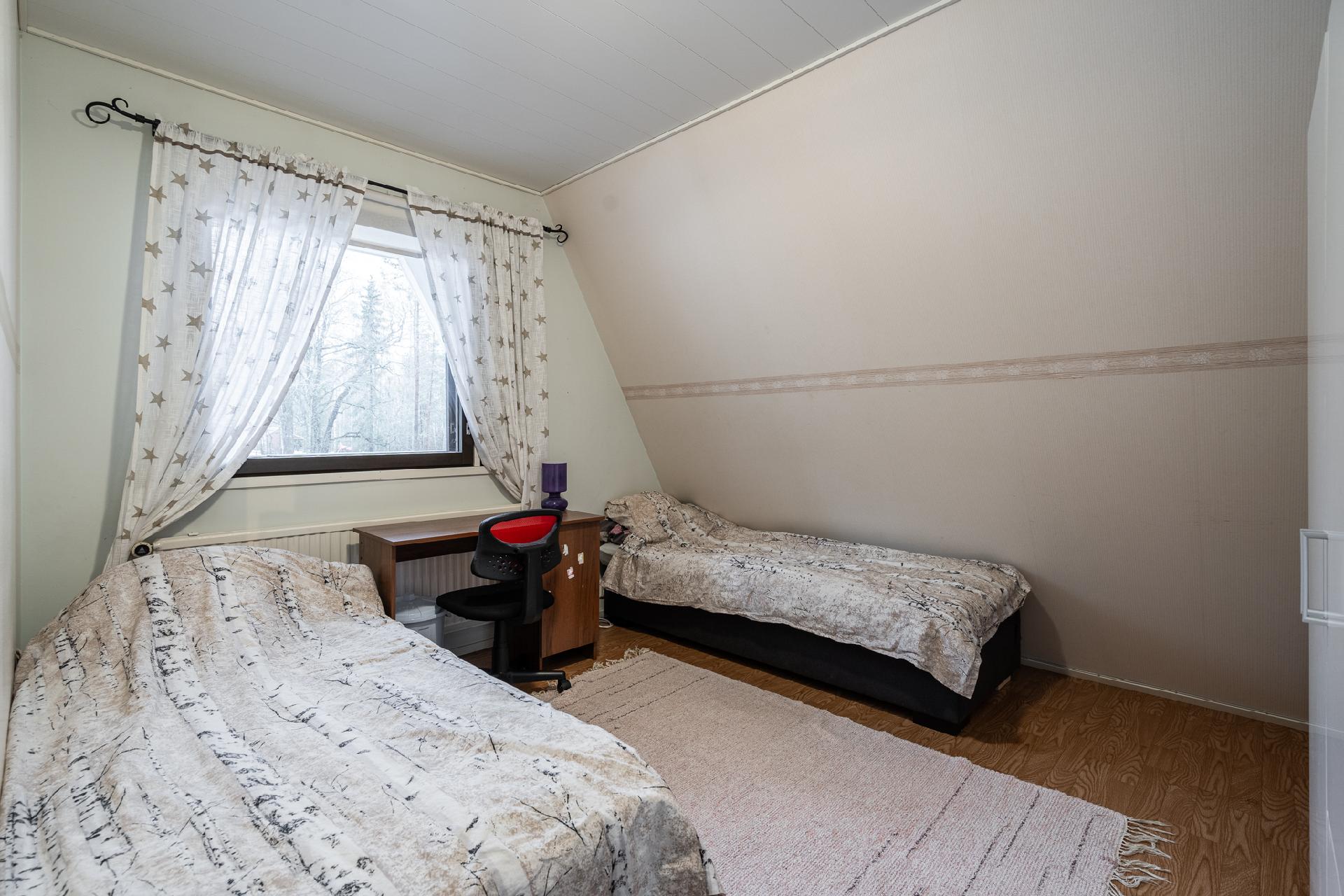 Yläkerran makuuhuone