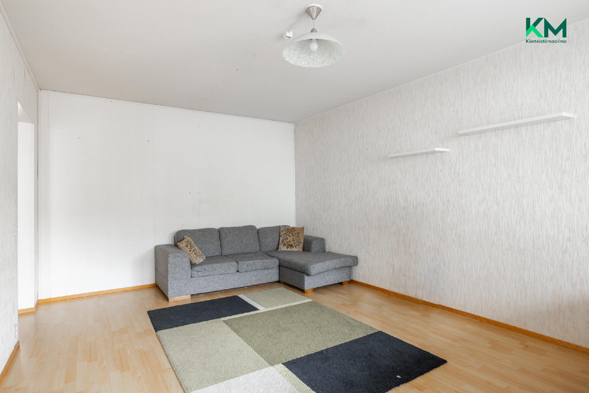 Stoltinkatu 8, Runosmäki, Turku