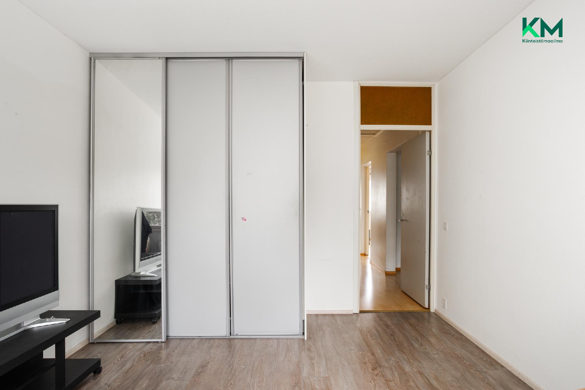 Stoltinkatu 8, Runosmäki, Turku