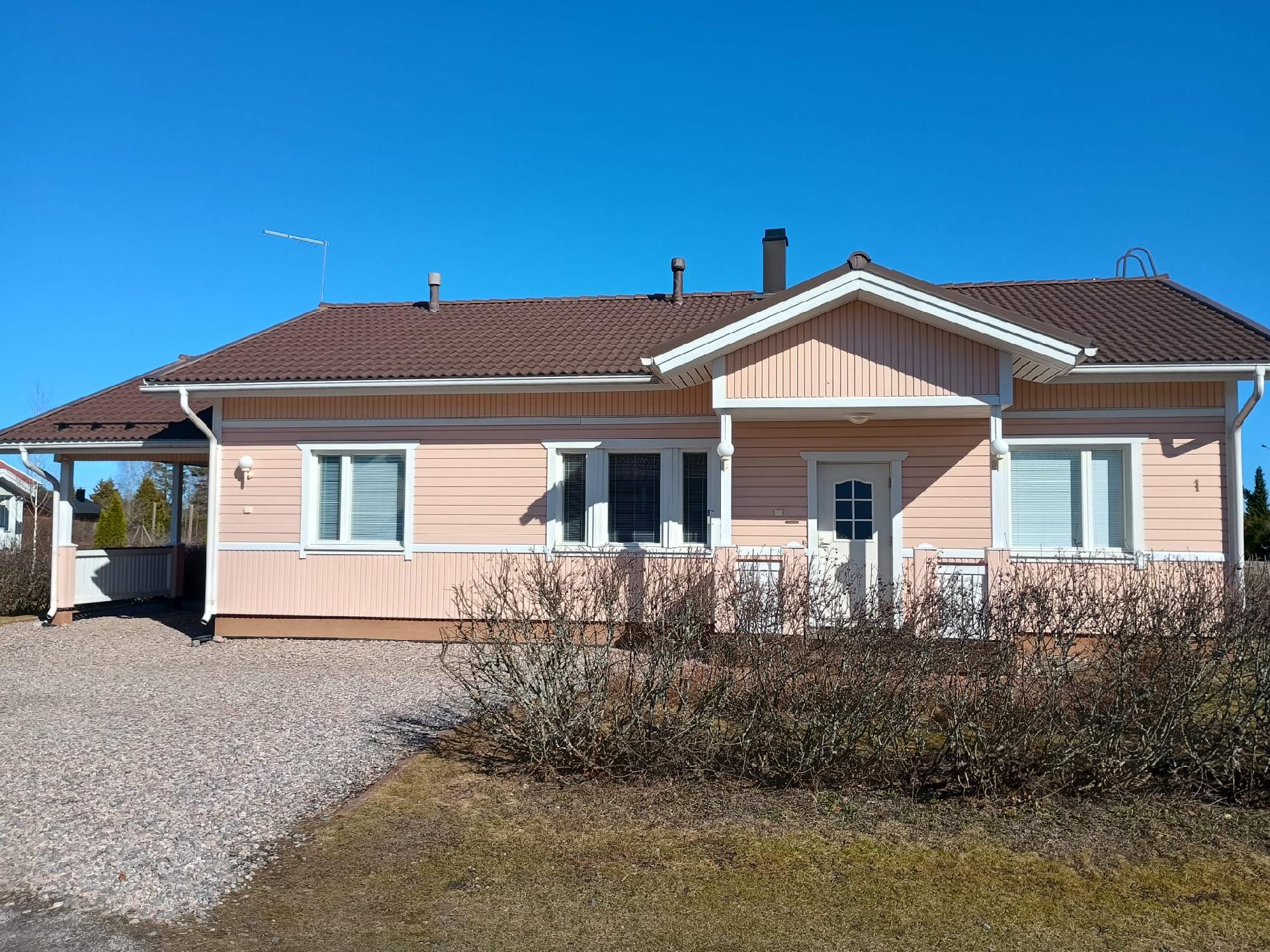 Keskimäentie 1, Pennala, Orimattila
