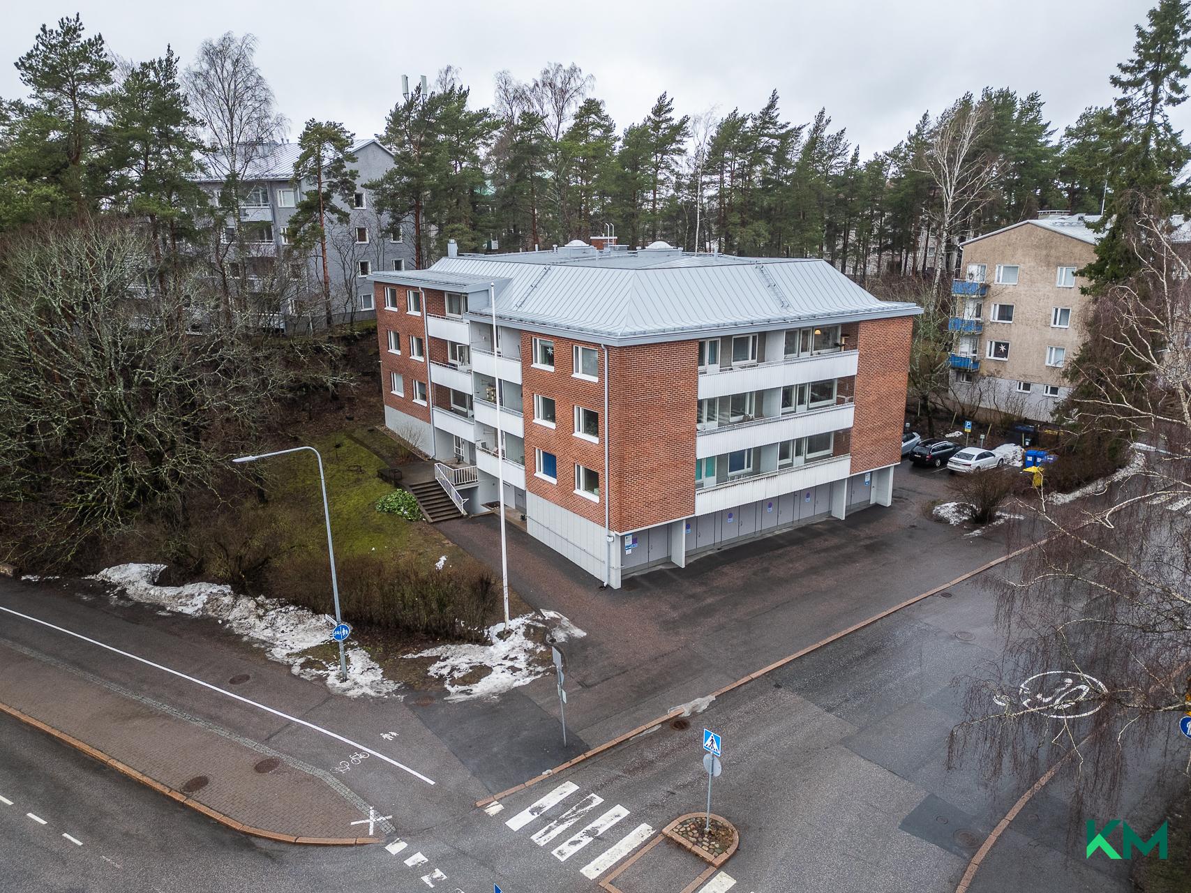 Laajasuontie 2, Etelä-Haaga, Helsinki