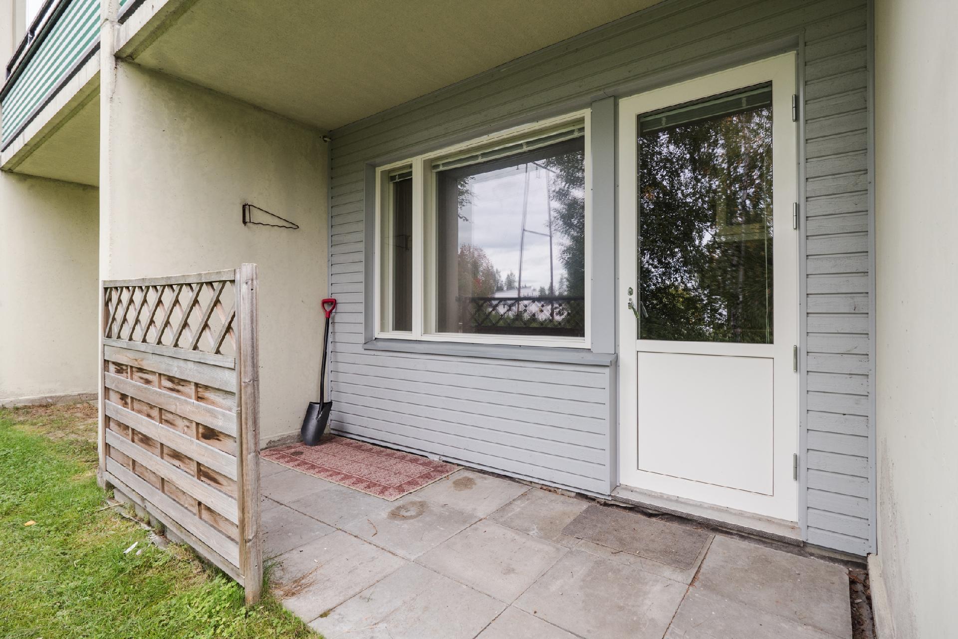 Takapihan terassialue