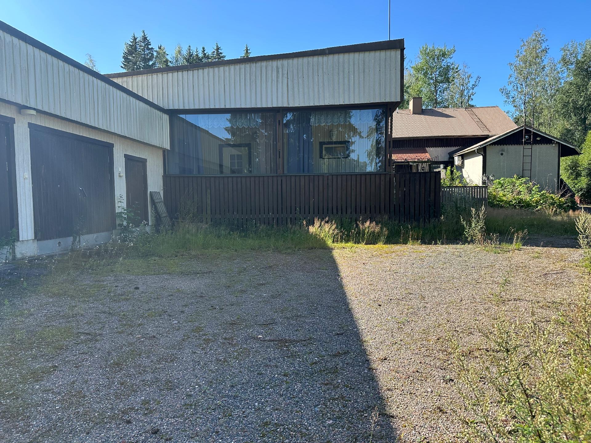 Kartanontie 20, Launonen, Loppi