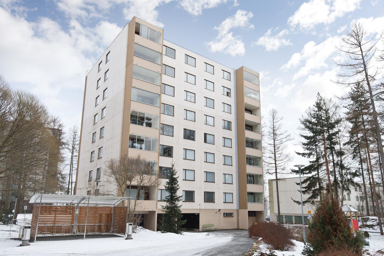 Lielahdenkatu 27, Lentävänniemi, Tampere