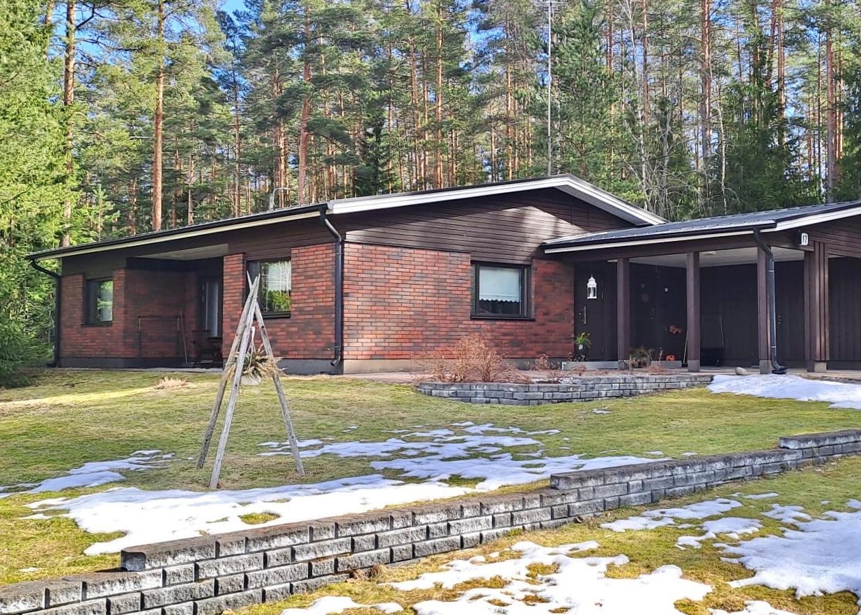 Naakantie 17, Kolkanmäki, Hämeenlinna
