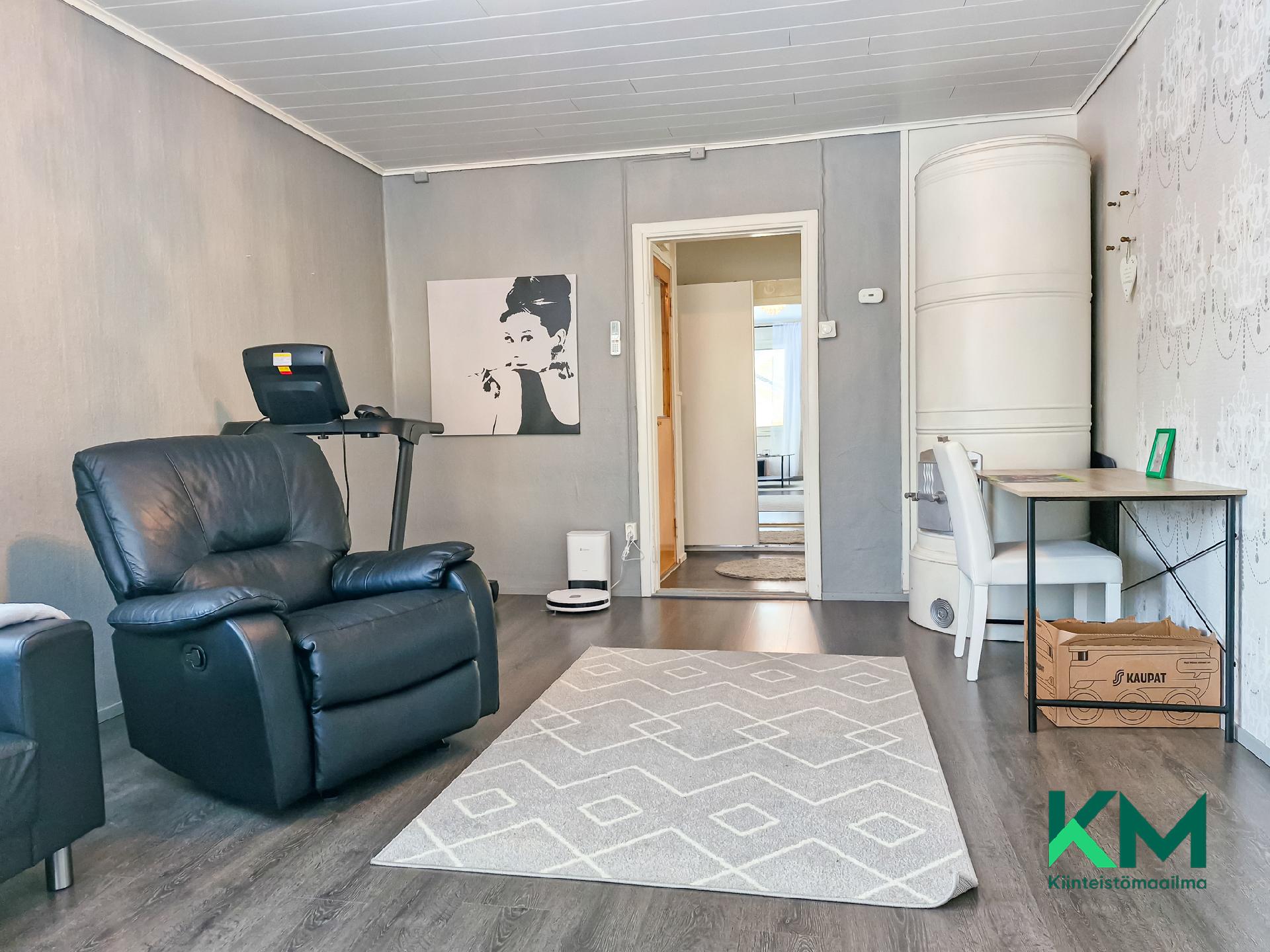 Niputtajankatu 4, Laitaatsilta, Savonlinna