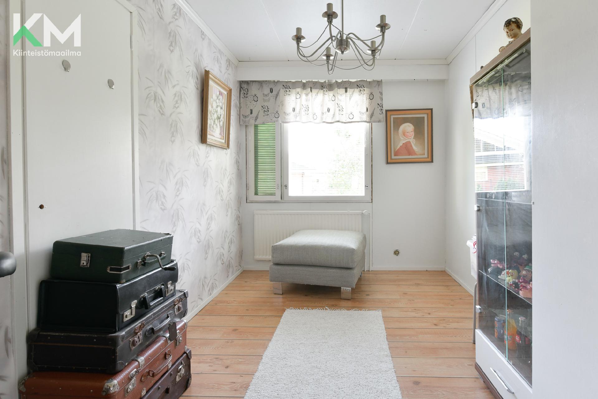 Autiontie 1, Nummi, Kurikka