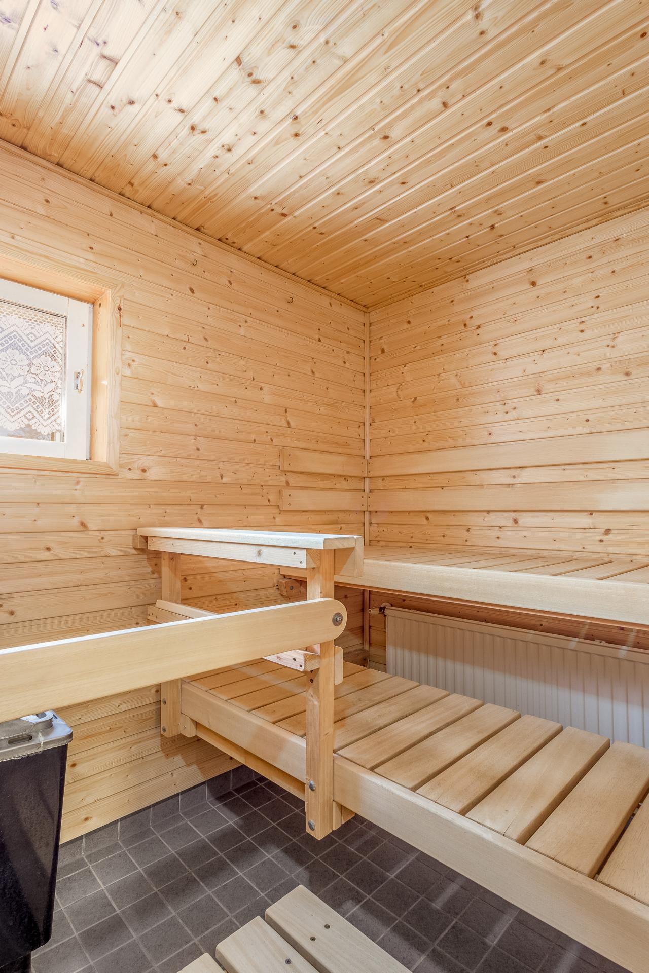 ikkunallinen sauna