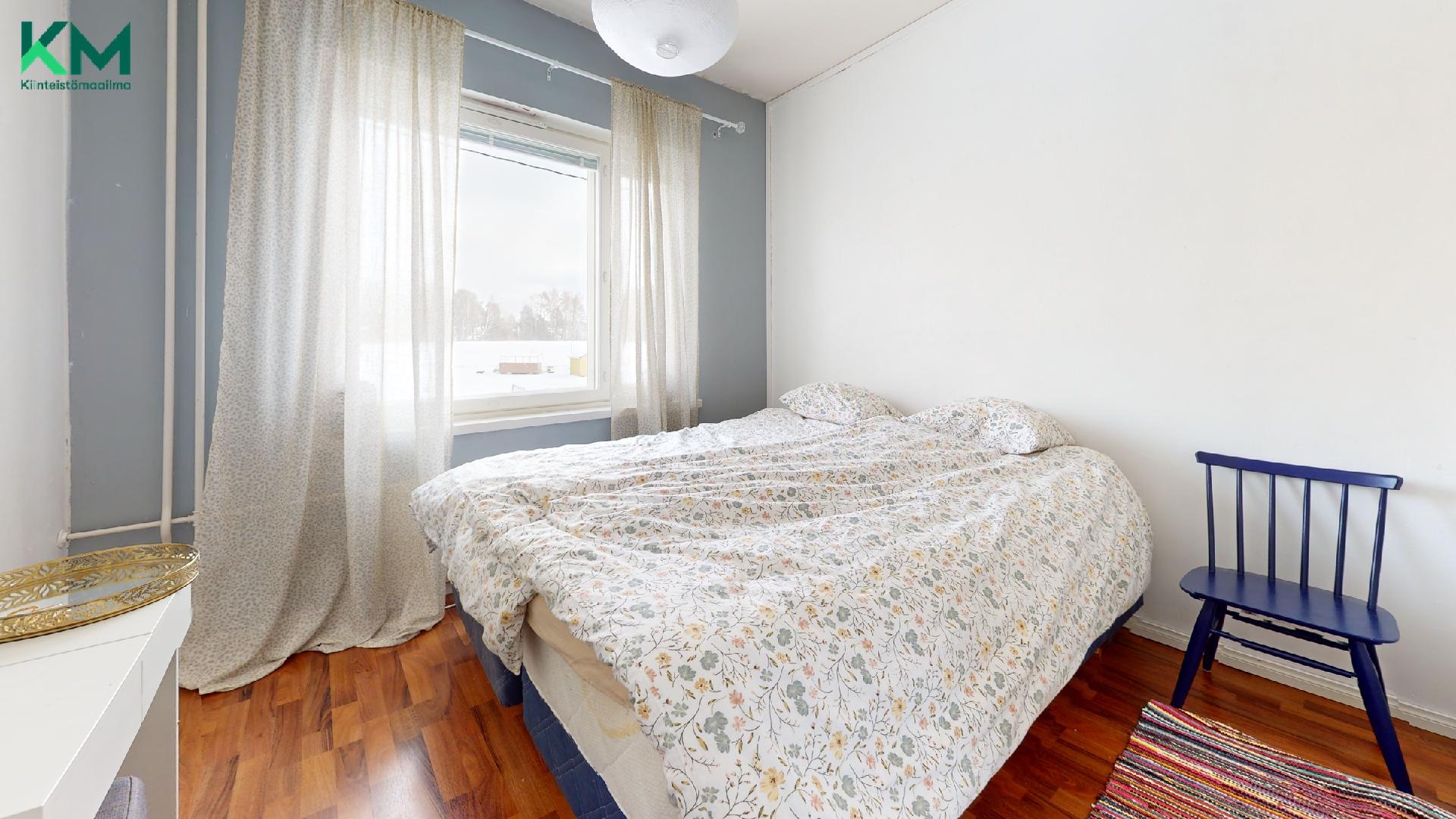 Urheilukatu 8, Palosaari, Vaasa