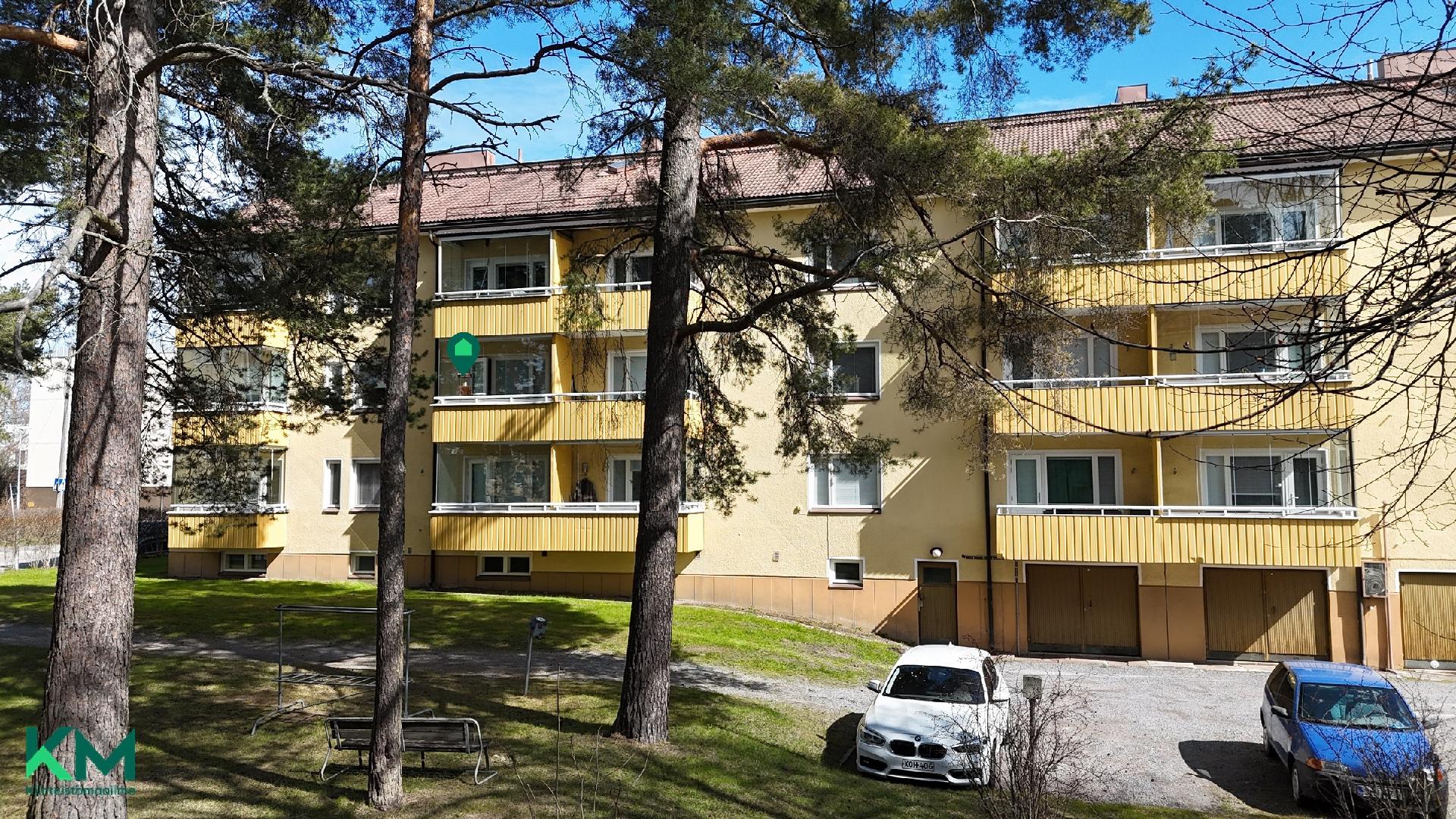 Urheilukatu 8, Palosaari, Vaasa