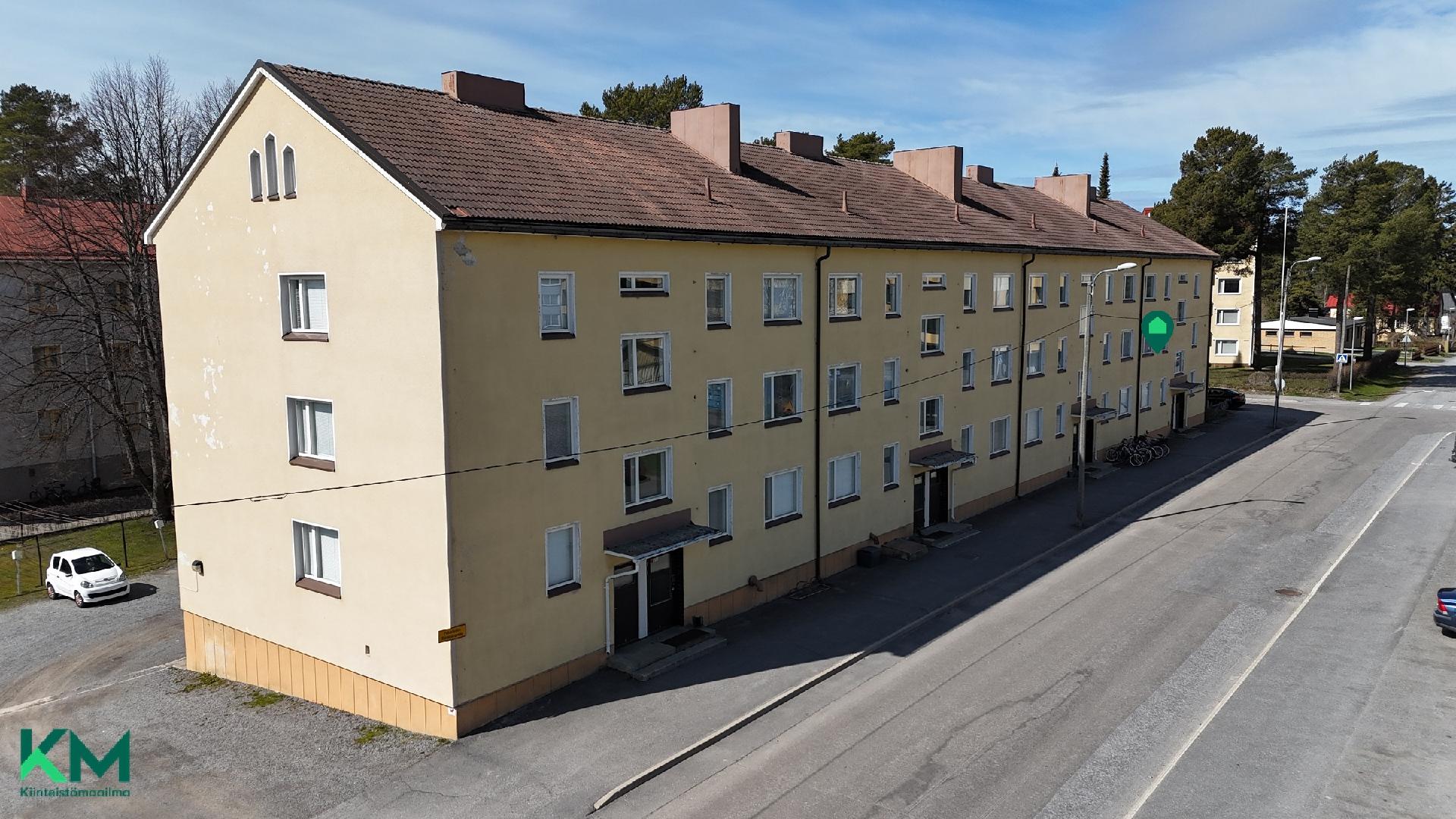 Urheilukatu 8, Palosaari, Vaasa