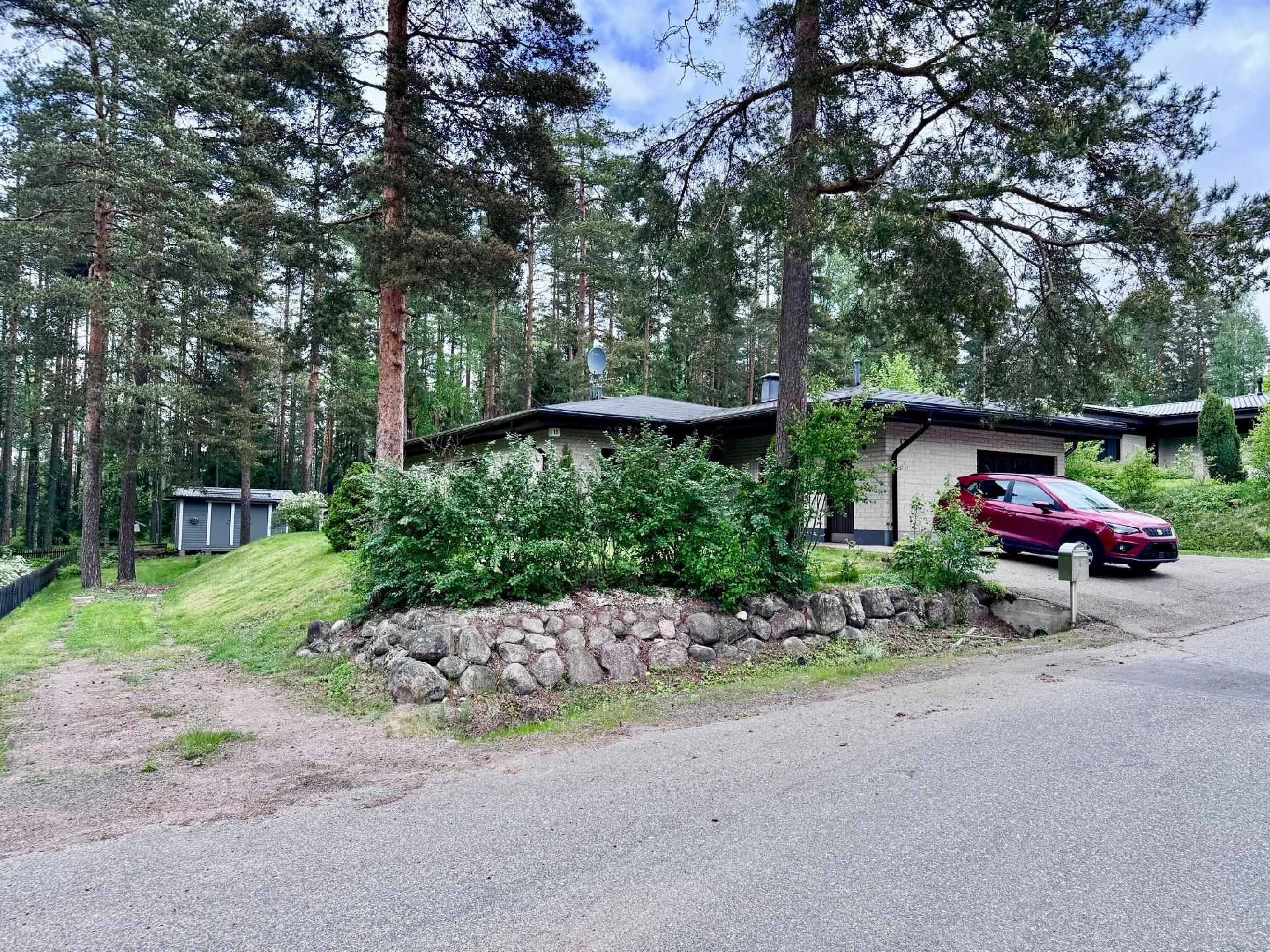 Ylänkötie 13, Tornionmäki, Kouvola