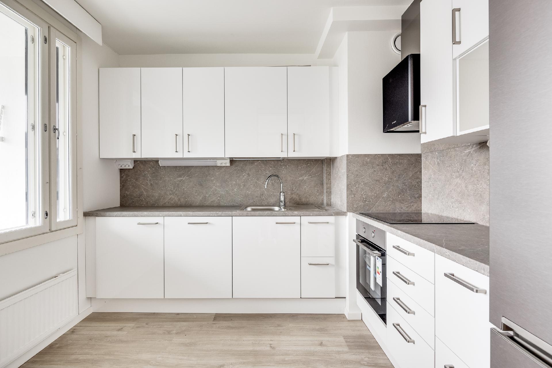 Rakentajantie 2, Pitäjänmäki, Helsinki