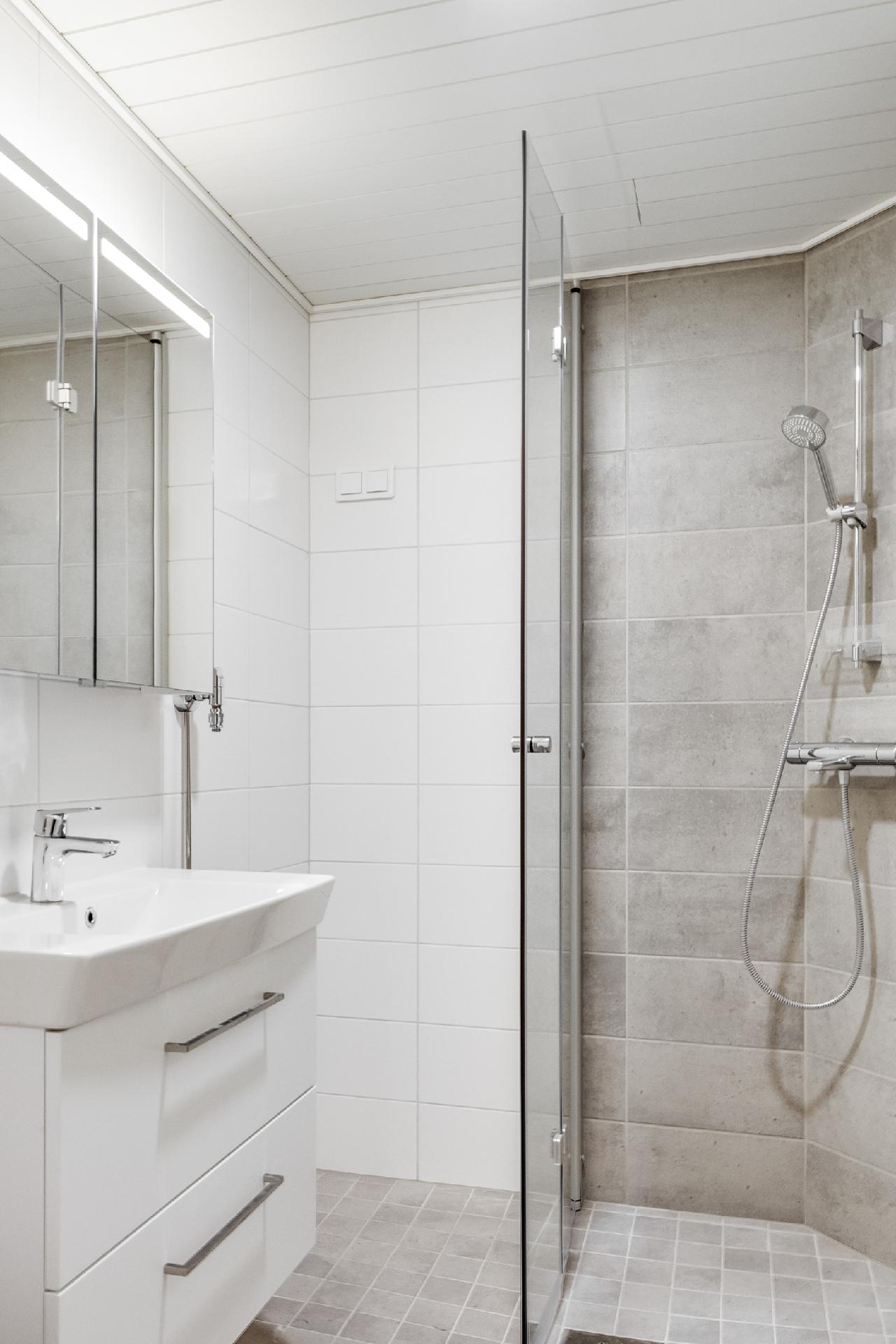 Rakentajantie 2, Pitäjänmäki, Helsinki