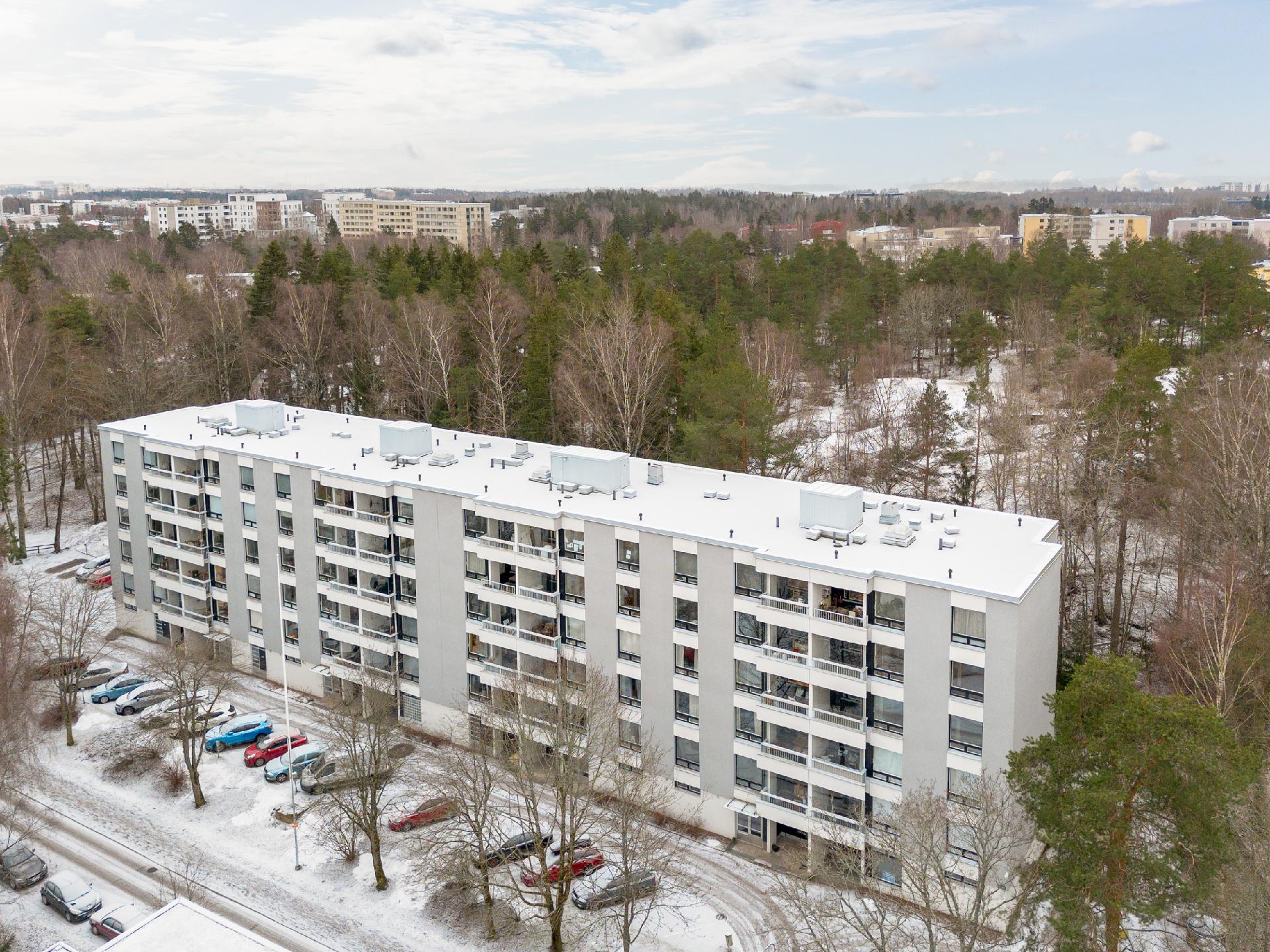 Rakentajantie 2, Pitäjänmäki, Helsinki