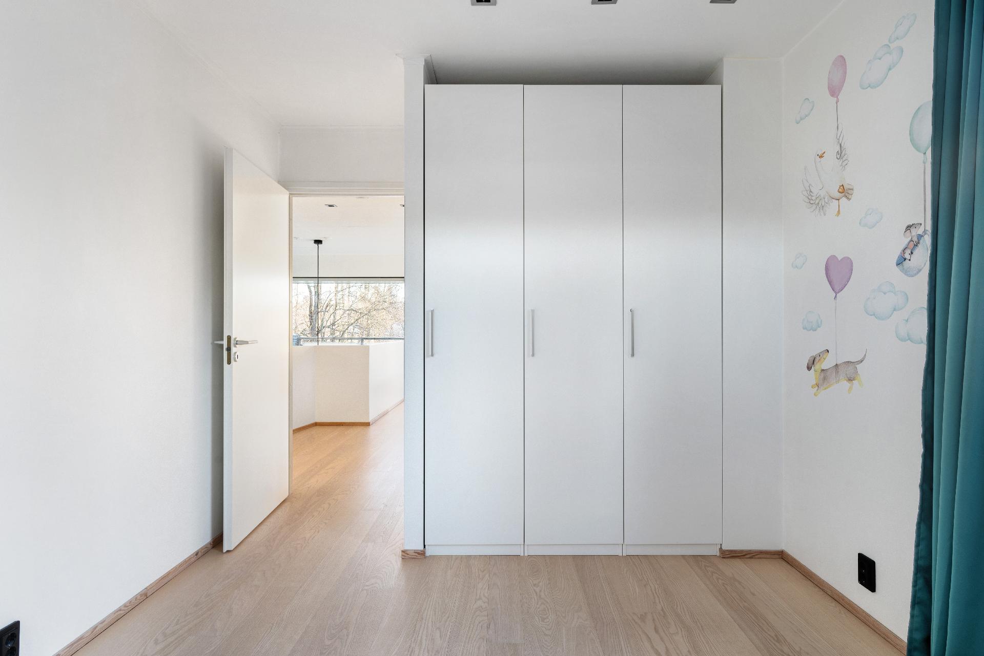 Yläkerran makuuhuone