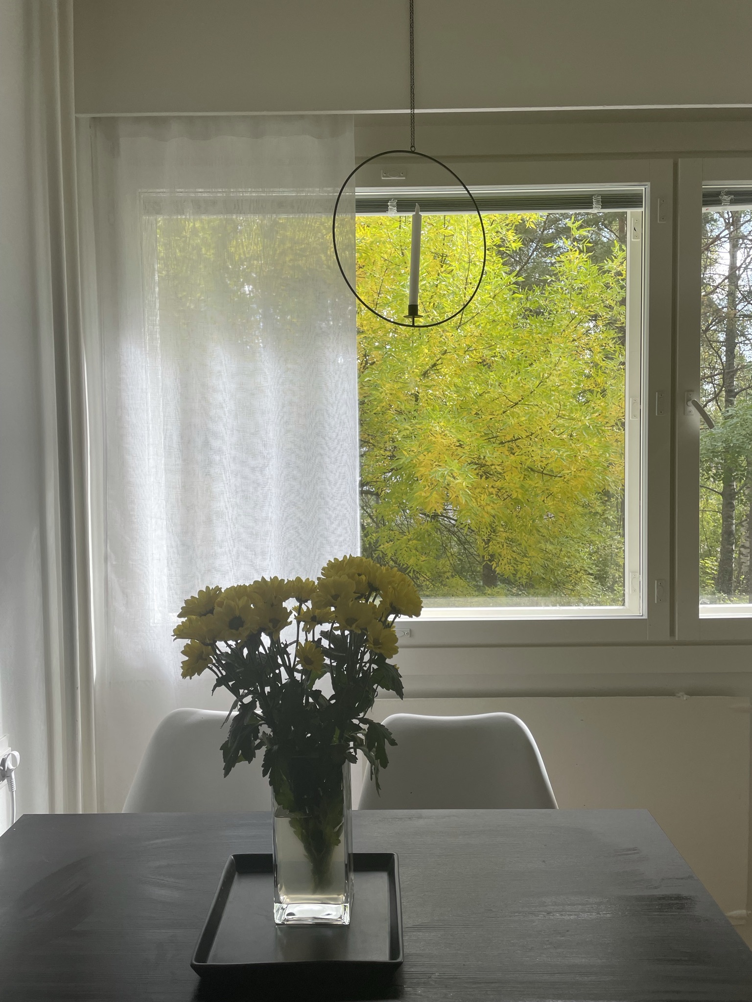 Syyskuva keittiöstä