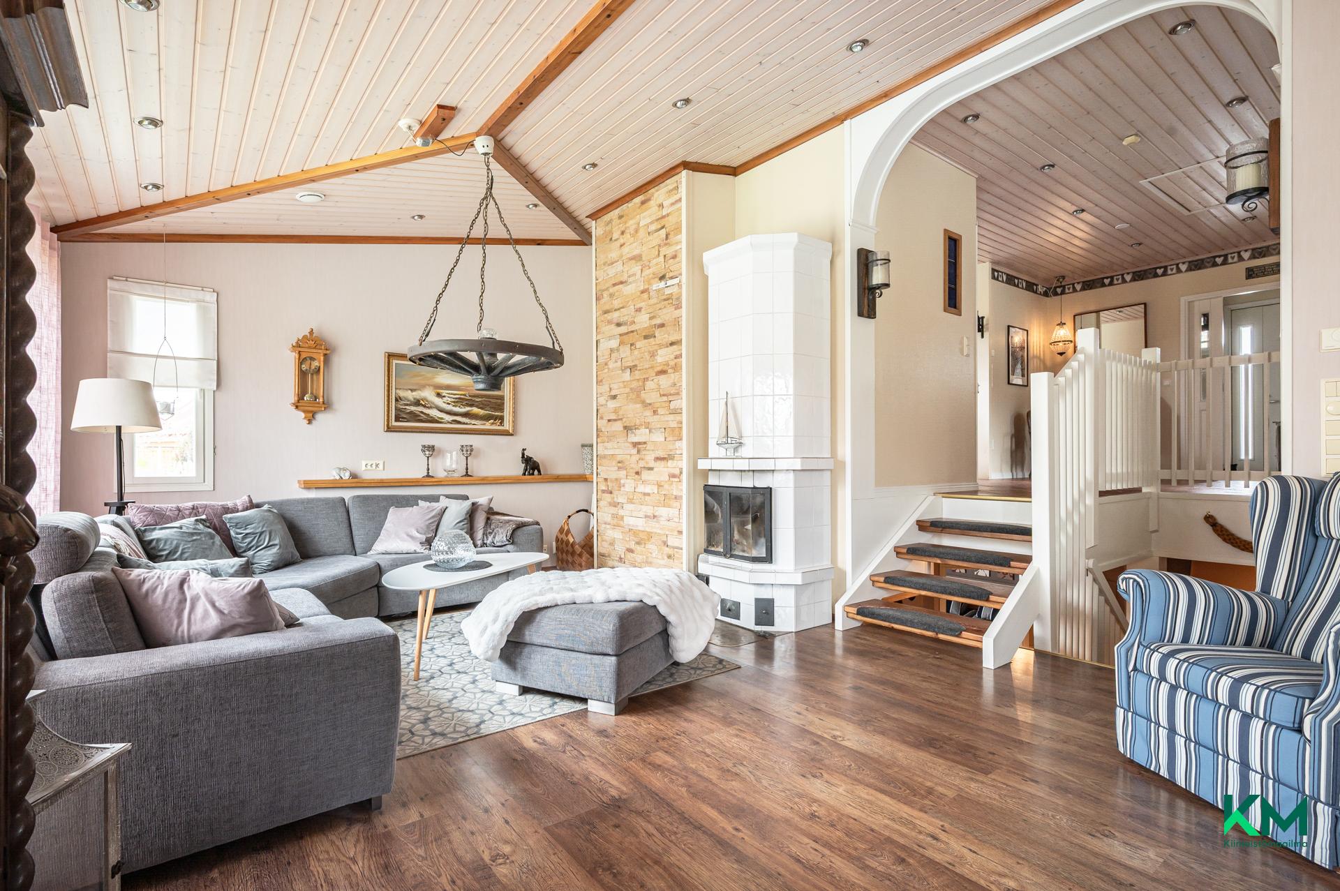 Riihipellonkatu 7, Karjaa, Raasepori