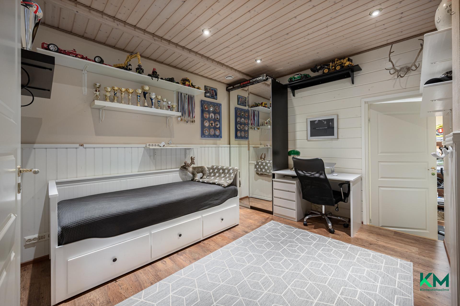 Riihipellonkatu 7, Karjaa, Raasepori