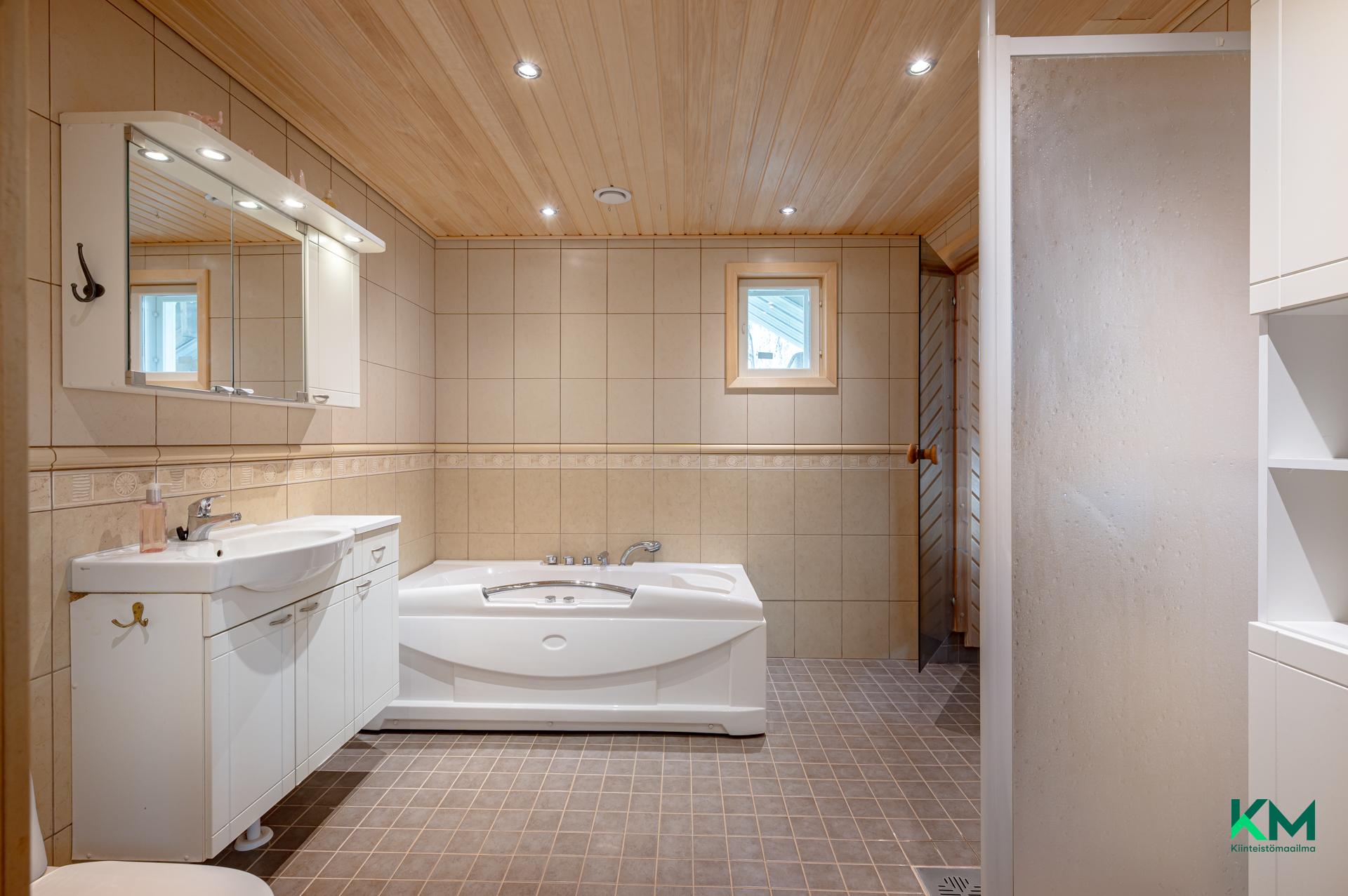 Riihipellonkatu 7, Karjaa, Raasepori