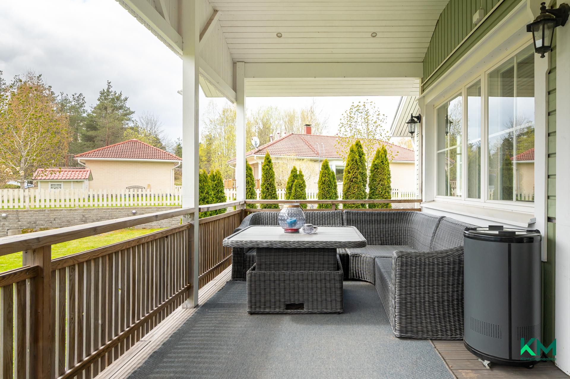 Riihipellonkatu 7, Karjaa, Raasepori