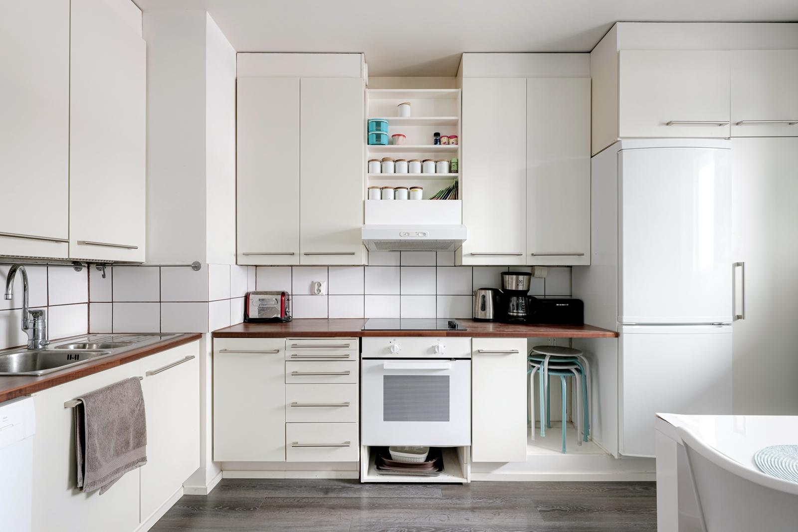 Postikatu 11, Keskusta, Järvenpää