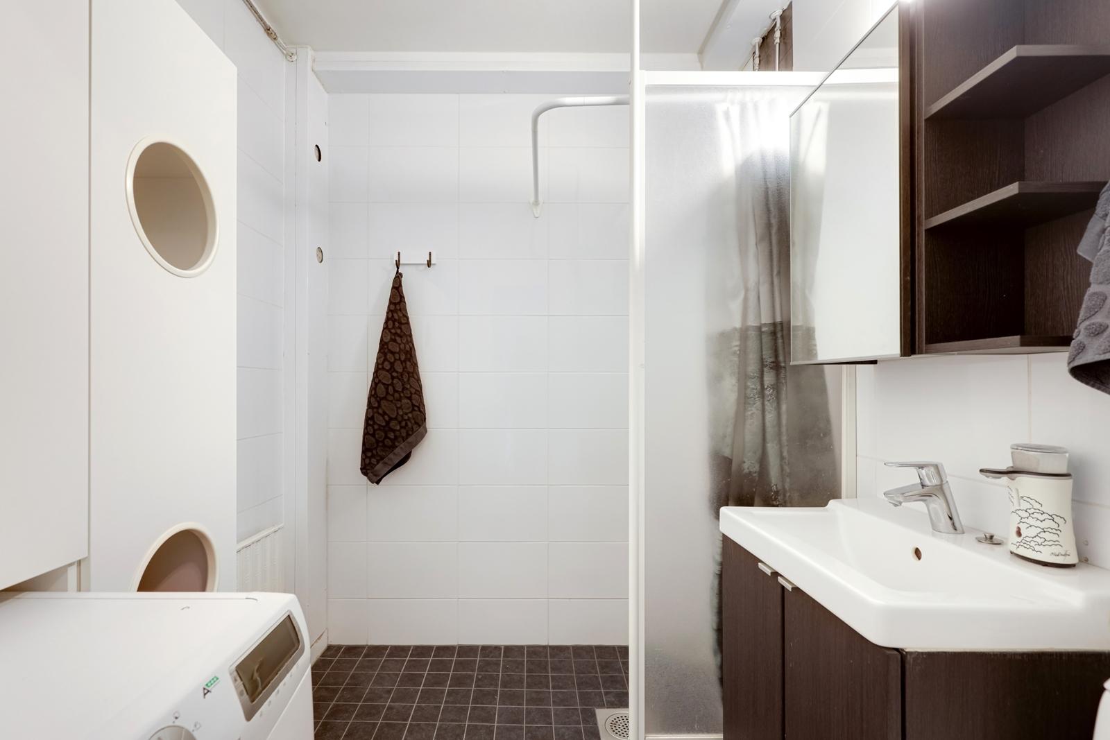 Postikatu 11, Keskusta, Järvenpää