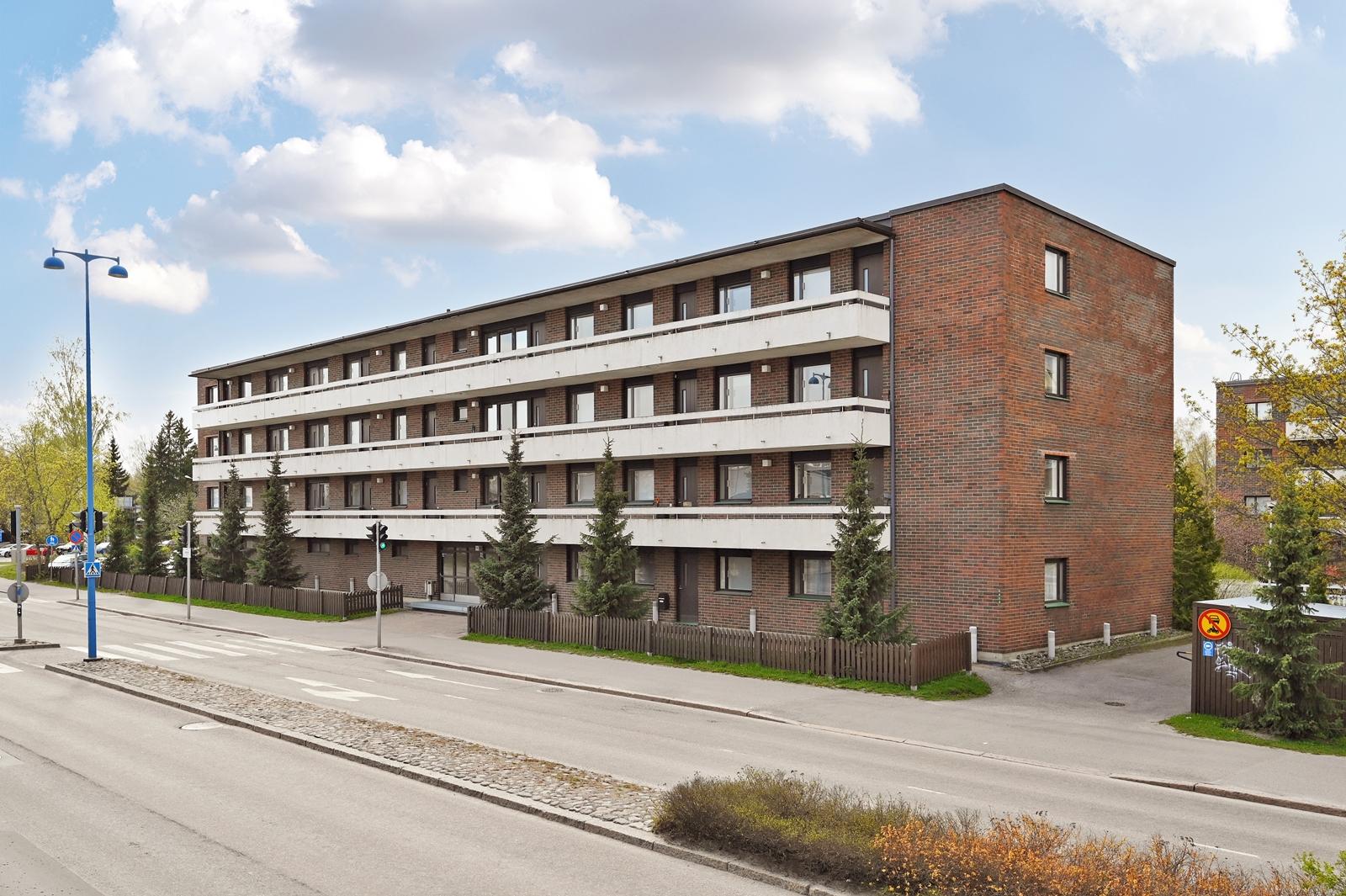 Postikatu 11, Keskusta, Järvenpää