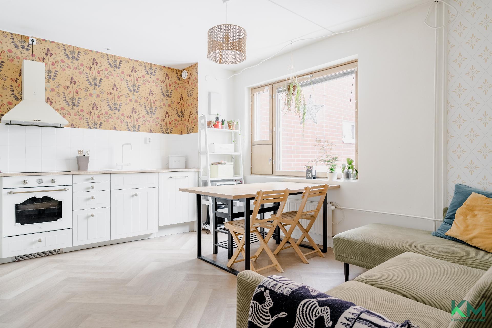 Lehdokkipolku 6, Itäkeskus, Helsinki
