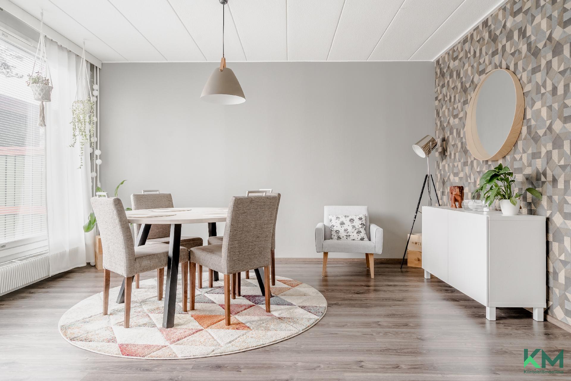 Koivukyläntie 8, Simonkallio, Vantaa