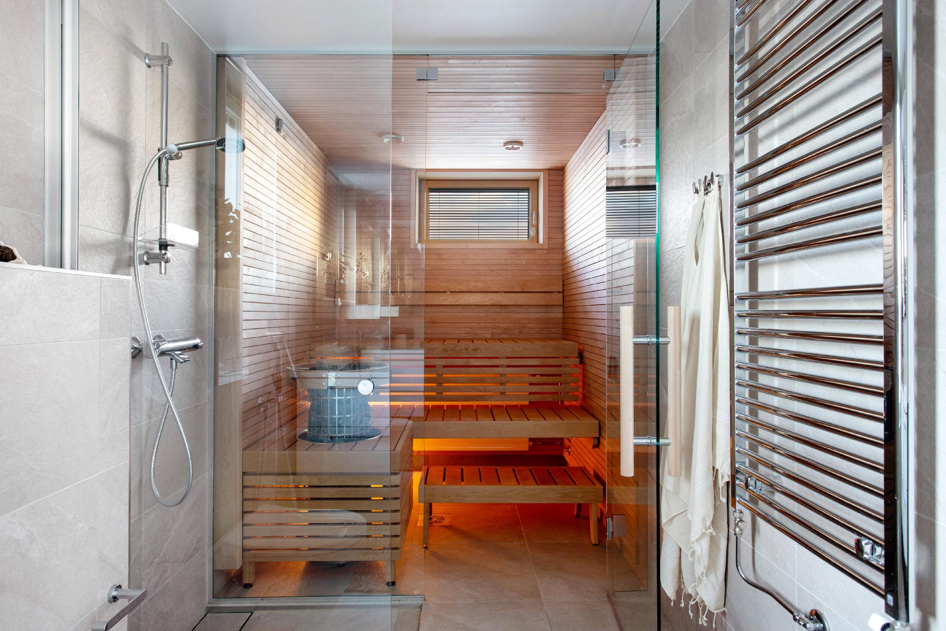 Jousenpuistonkatu 6, Tapiola, Espoo