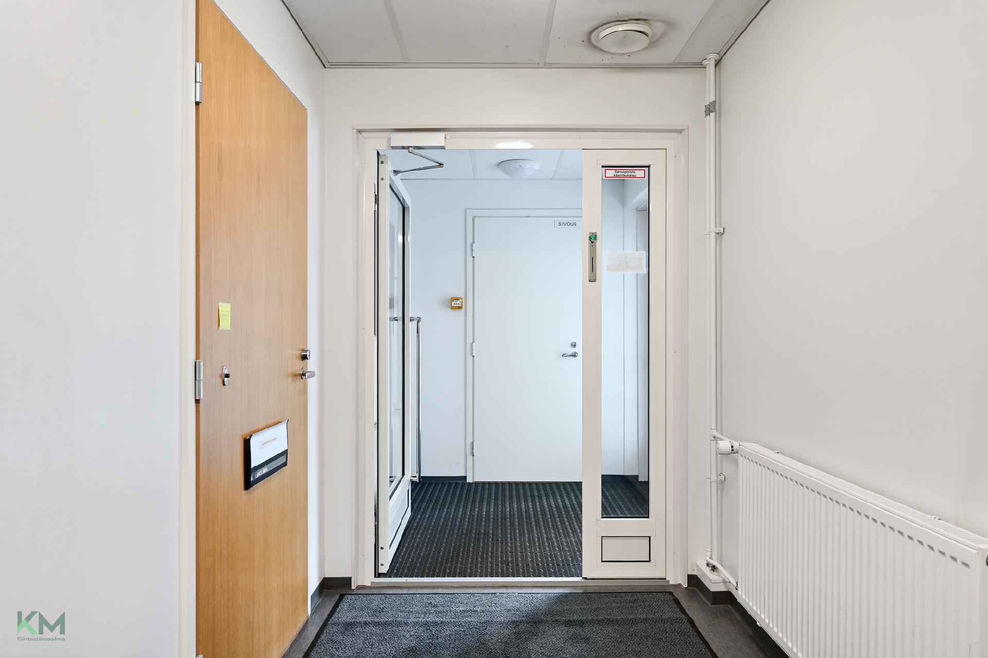 Kauppalinnankatu 1, Linnanmaa, Oulu