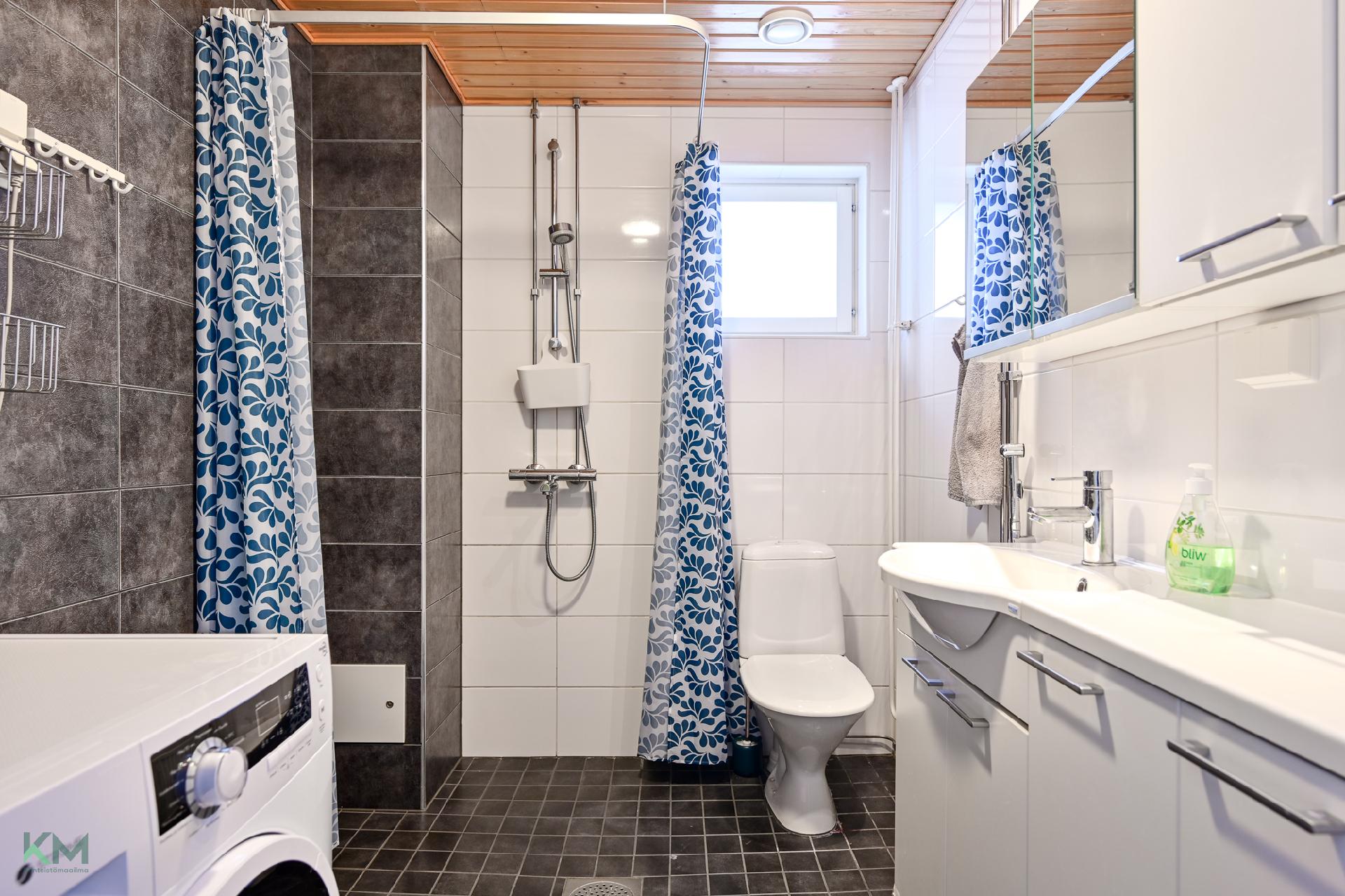 Kauppalinnankatu 1, Linnanmaa, Oulu